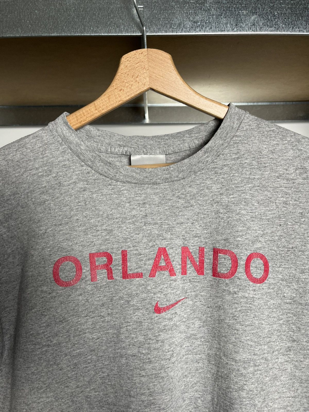 Nike × Vintage Vintage 2000s Nike Orlando Grey T-shirt Size US L / EU 52-54 / 3 - 4 Thumbnail