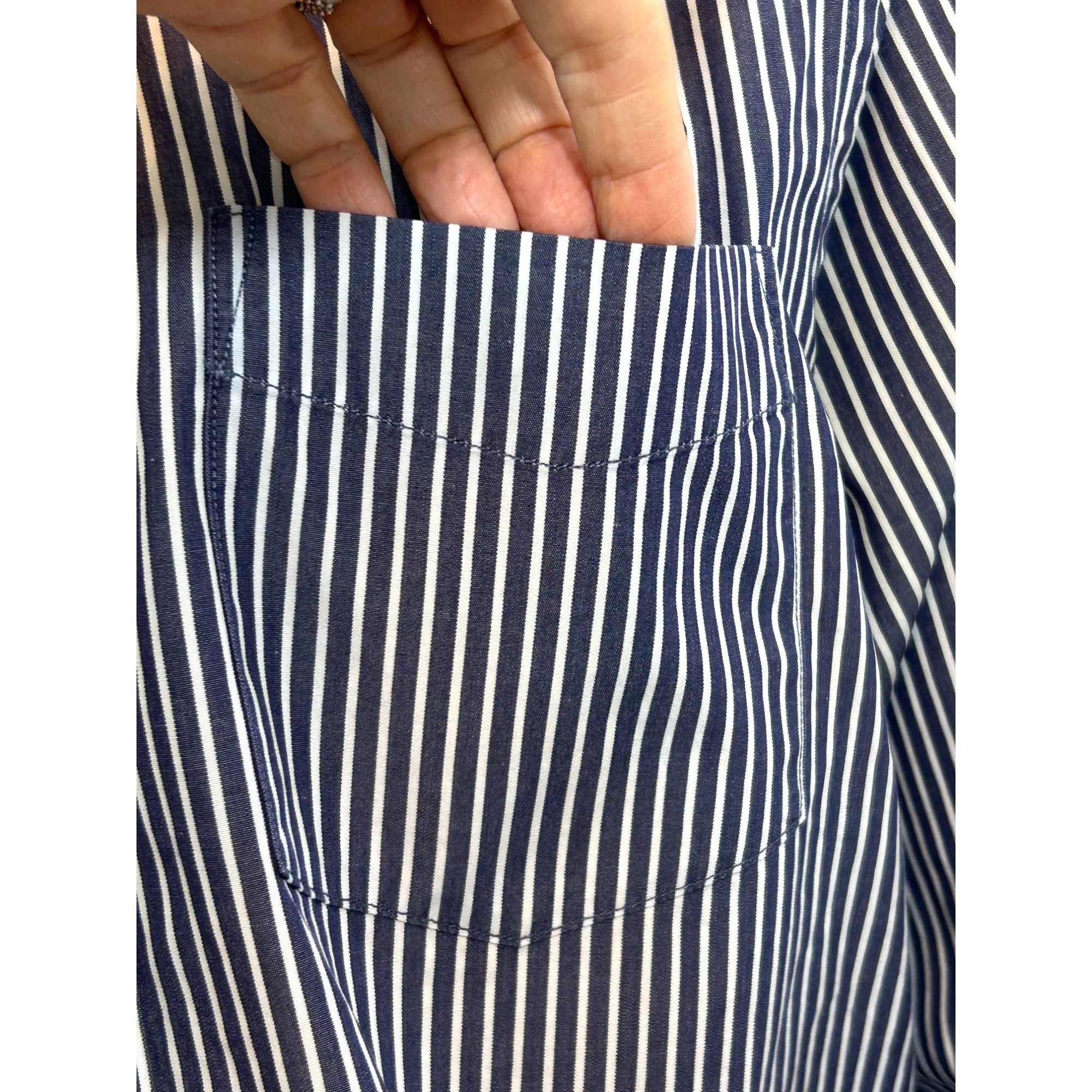 Gap Gap Men’s Fitted Button Down Shirt M 15-15.5 Long Sleeve Poi Size US M / EU 48-50 / 2 - 6 Thumbnail