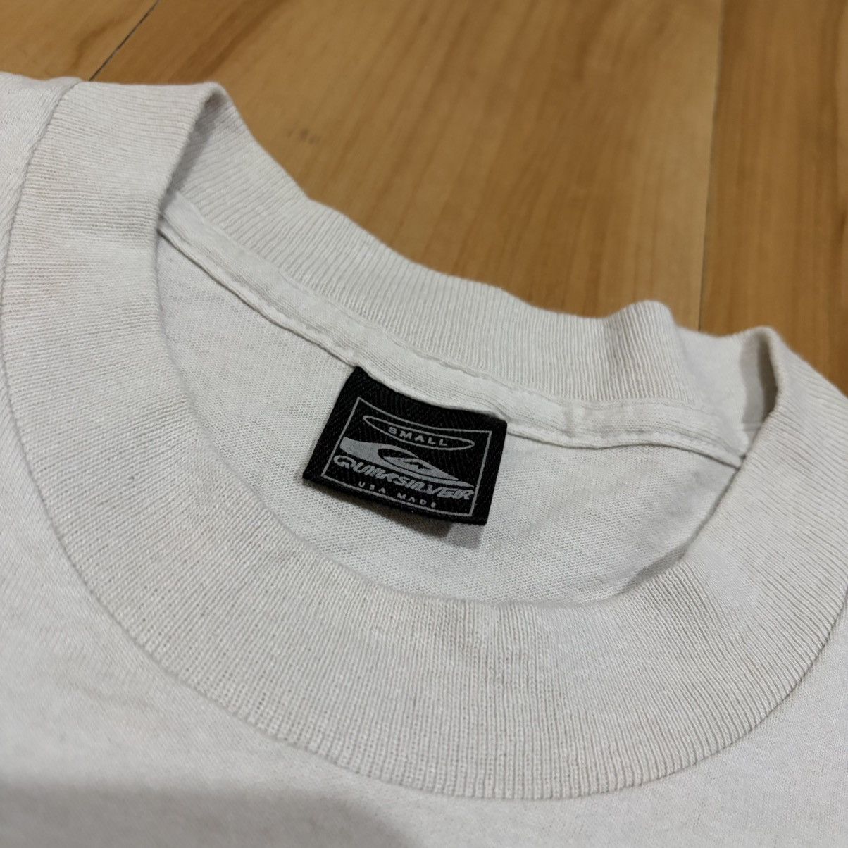 Quiksilver Vintage 90s quiksilver big logo t-shirt Size US S / EU 44-46 / 1 - 4 Thumbnail