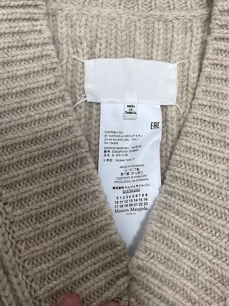 Maison Margiela Maison Margiela Show-style silhouette sweater 2501-Nextarro Size US S / EU 44-46 / 1 - 2 Thumbnail