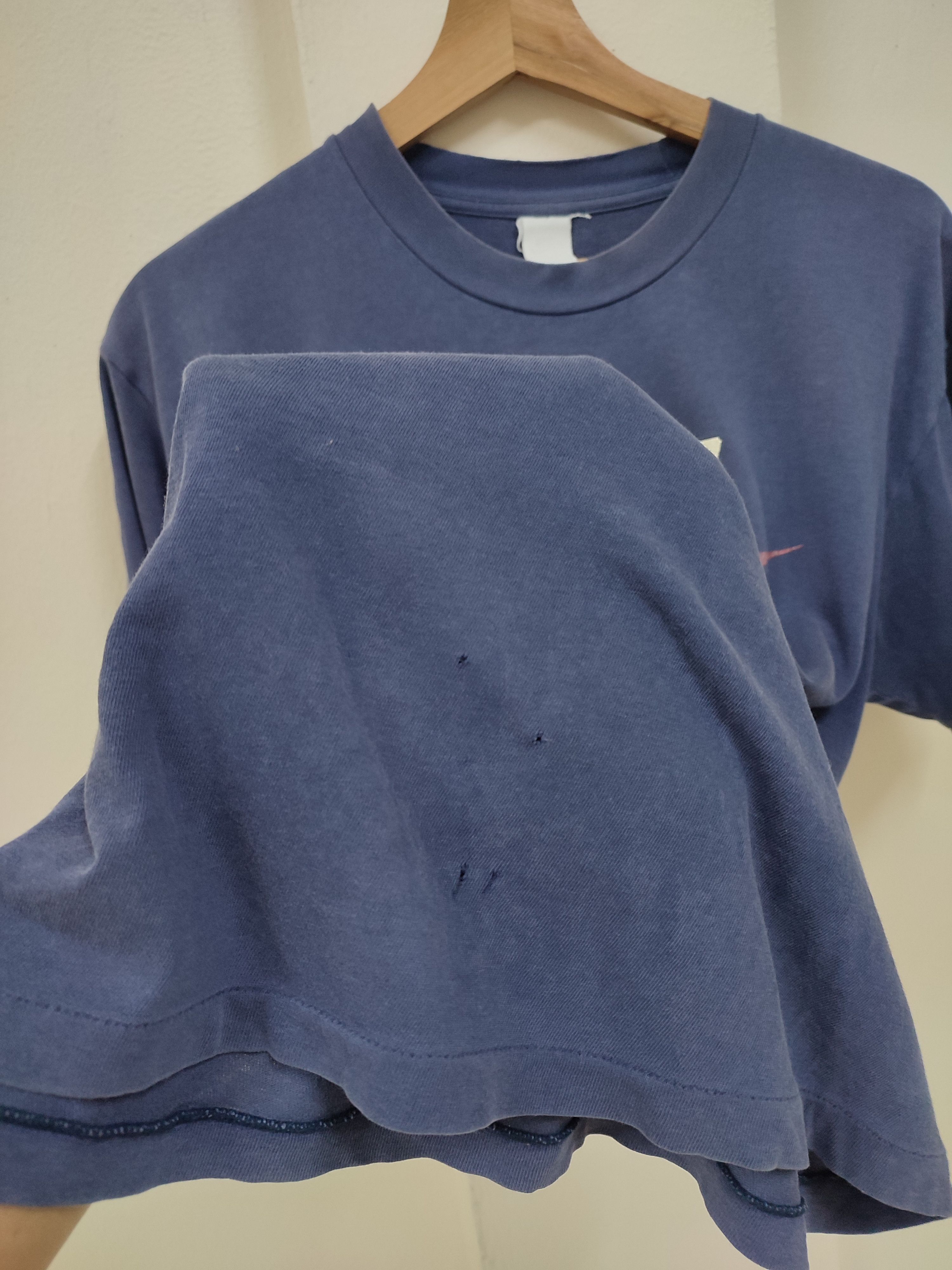 Nike 90s Nike Air Big Logo Single Stitch Tee Size US M / EU 48-50 / 2 - 6 Thumbnail