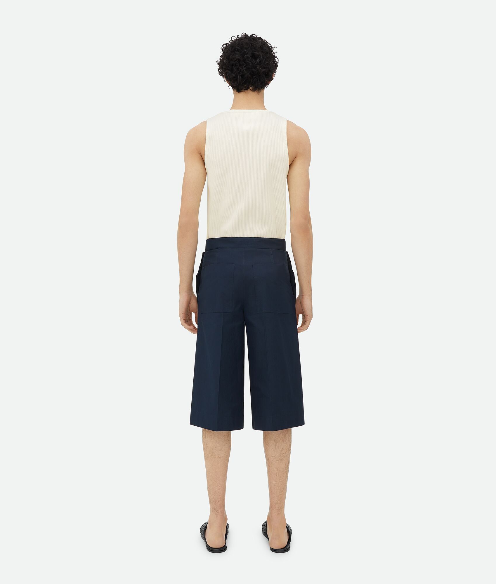 Bottega Veneta o1w1db10825 Compact Cotton Shorts in Wave Size US 40 / EU 56 - 3 Thumbnail