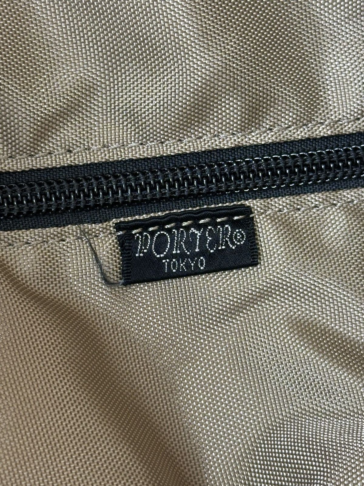 Porter Porter Round Shoulder Bag a distinctive half-moon design. Size ONE SIZE - 16 Thumbnail