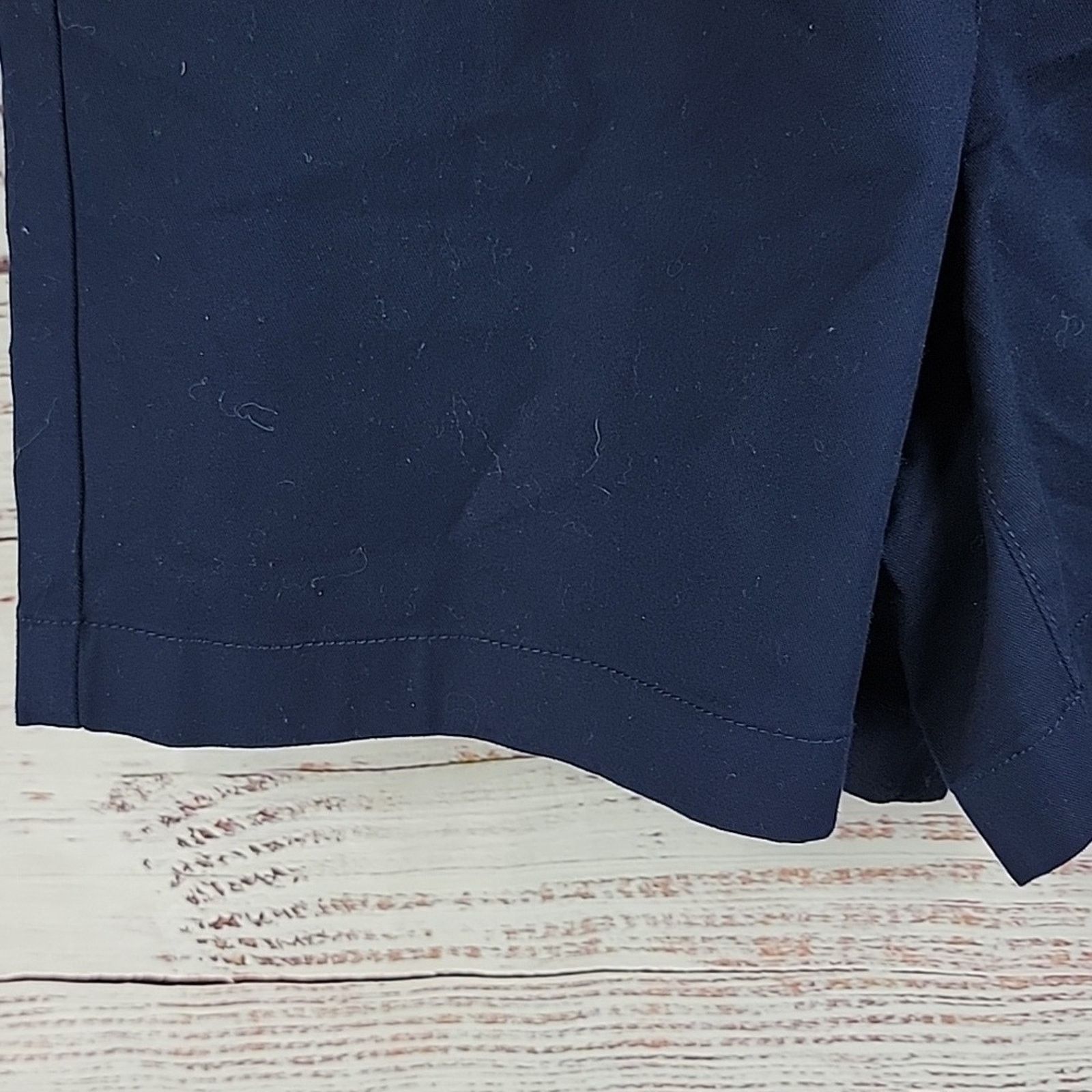 J.Crew J Crew Navy Paperbag Chino Shorts Size 2 Size 26" / US 2 / IT 38 - 7 Thumbnail
