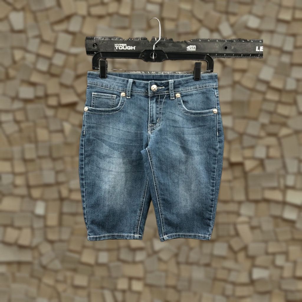 Denime cg|cg Bermuda Shorts Womens Size 4 Mid Rise Dark Wash Blue Denim Jeans Bermuda Shorts Women Size 4 Dark Wash cg|cg Size 27" / US 4 / IT 40 - 1 Thumbnail