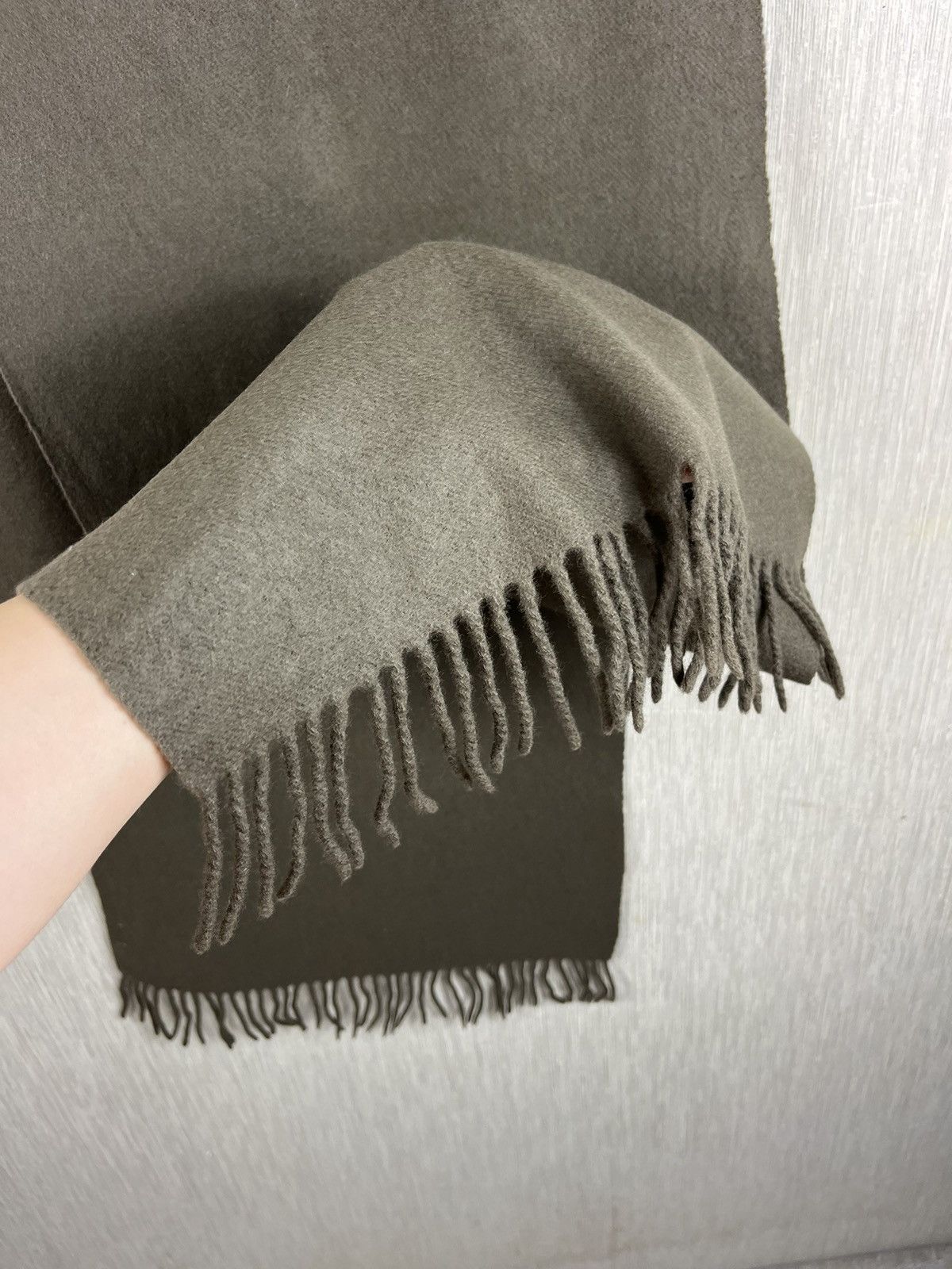 Designer × Filippa K Filippa K basic wool cashmere classic scarf Size ONE SIZE - 8 Thumbnail