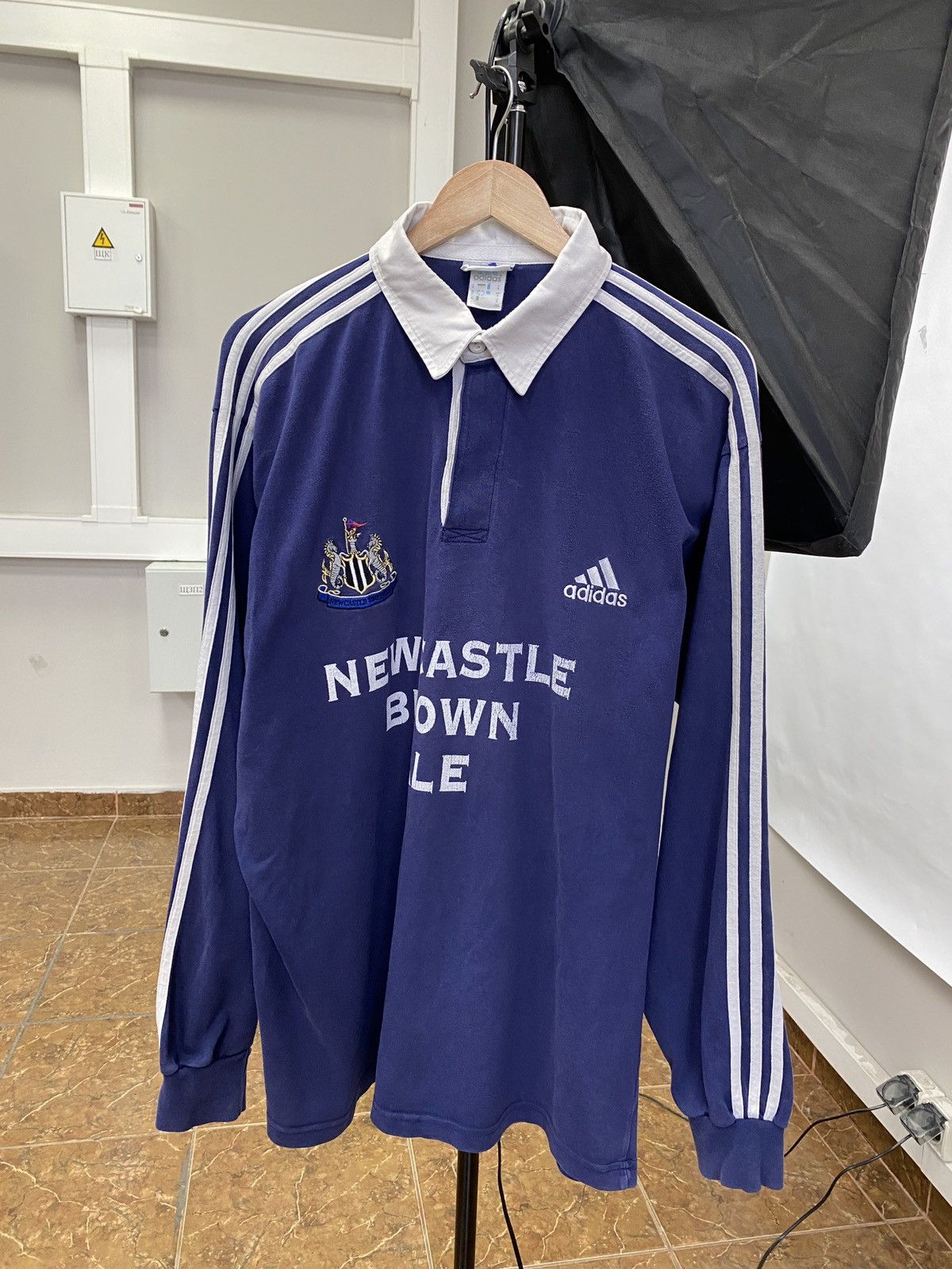 image of Vintage 90's Adidas Newcastle Brown Ale Sweatshirt Retro in Dark Blue, Men's (Size XL)