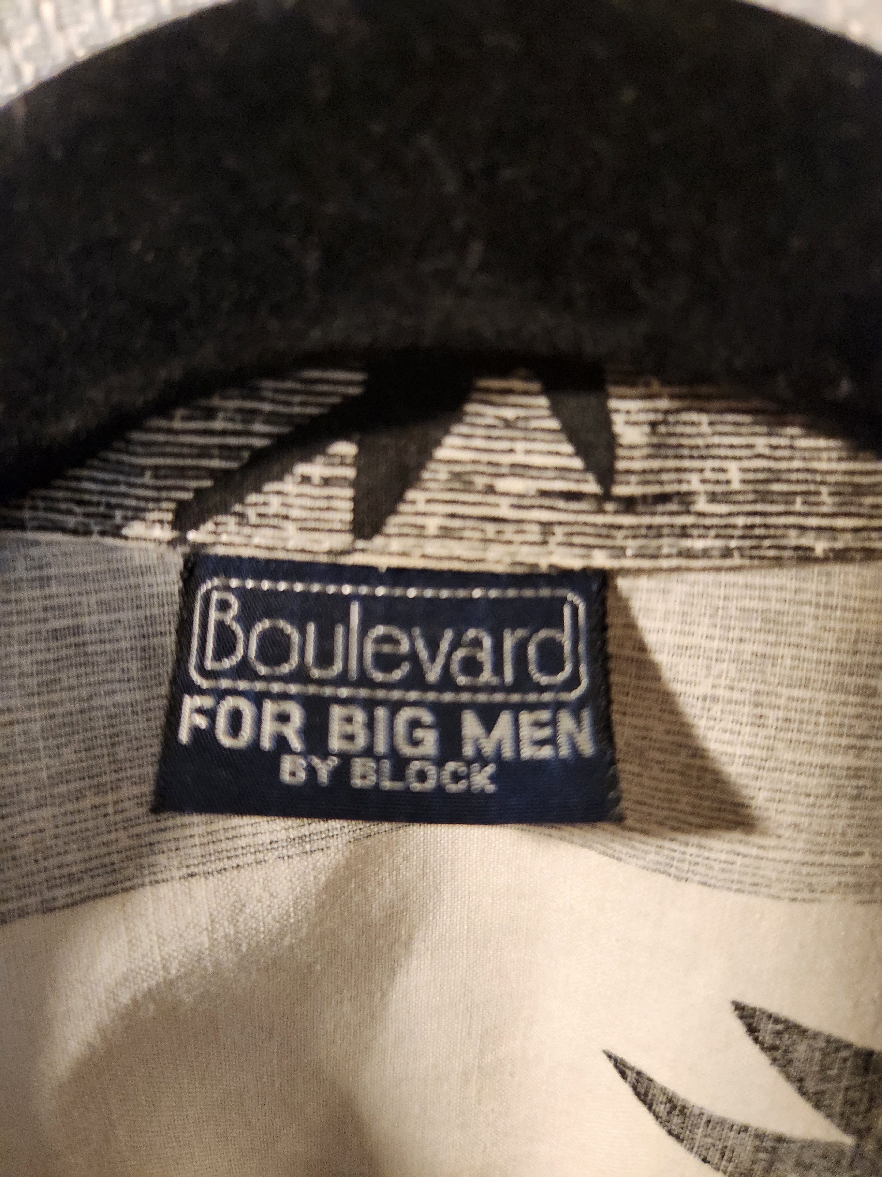 Other Vintage Boulevard Cotton Hawaiian Black & White SS Shirt Size US XL / EU 56 / 4 - 3 Thumbnail
