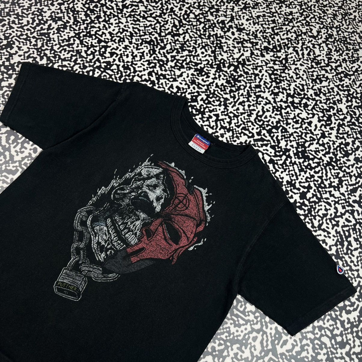 Champion Vintage Y2K Champion Punisher Skull Logo Faded Boxy T-shirt Size US S / EU 44-46 / 1 - 4 Thumbnail