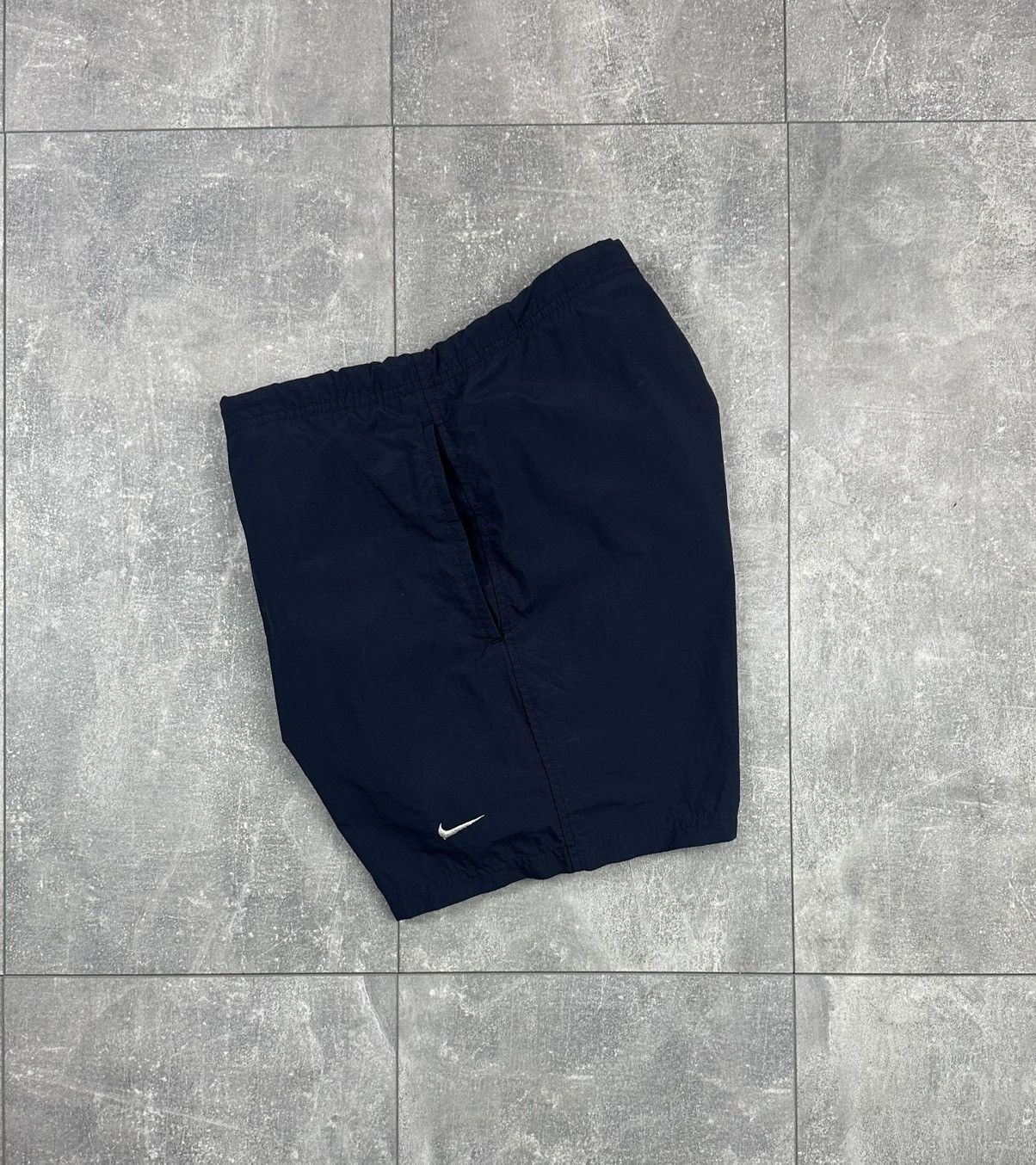Nike Nike Vintage Retro Shorts Small Swoosh Logo 90S Size US 30 / EU 46 - 1 Thumbnail