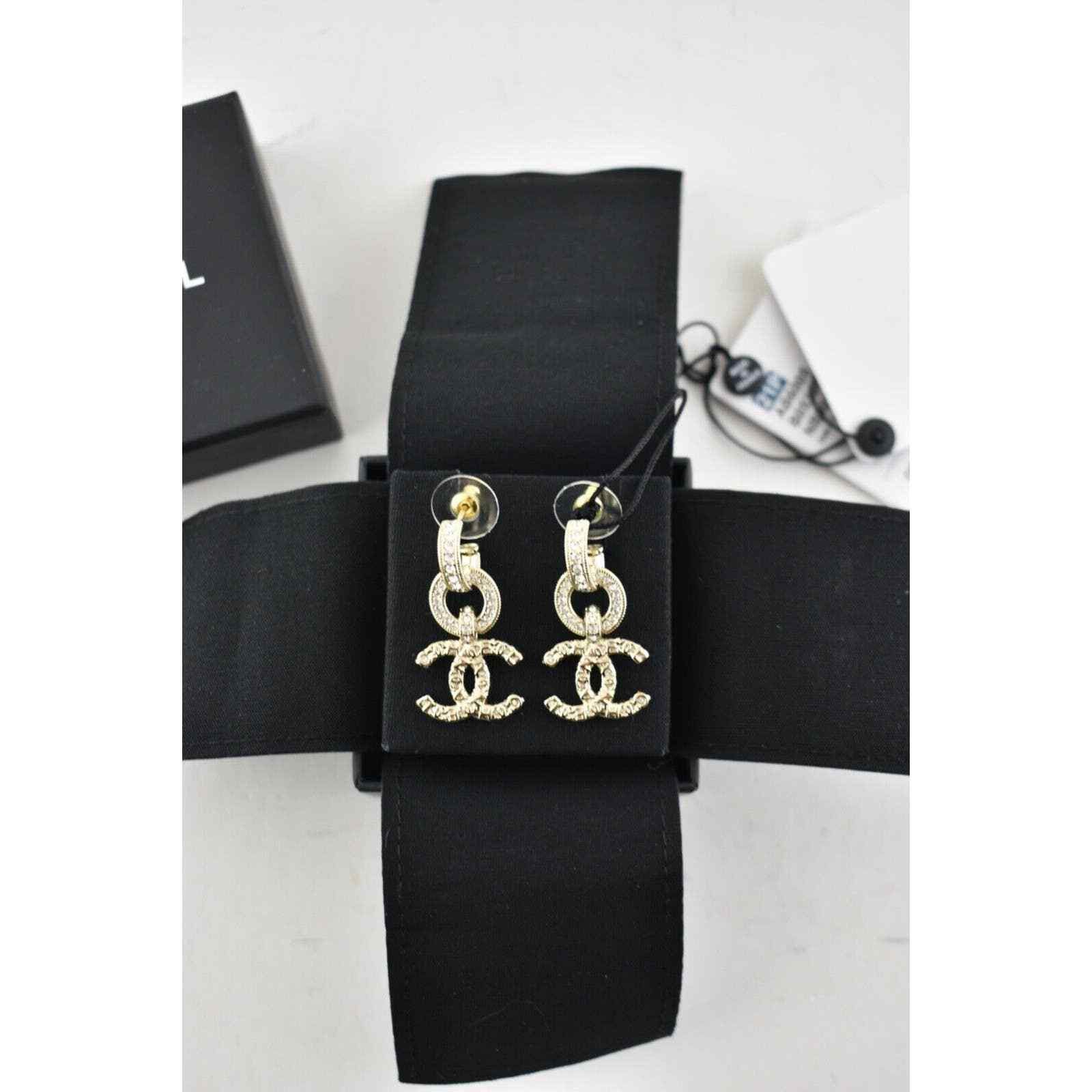 Chanel Chanel Metal Strass Gold Crystal Dangle Statement Earring Size ONE SIZE - 4 Thumbnail