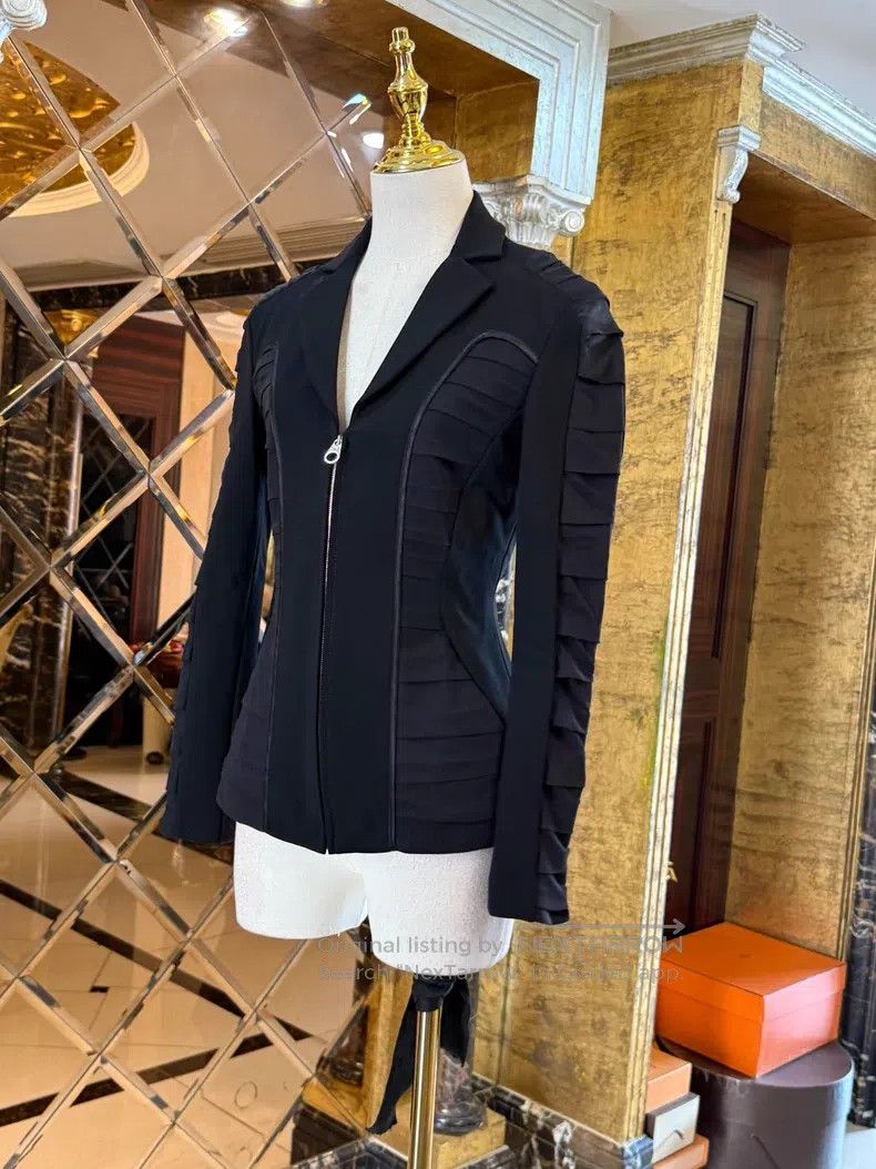 Versace Versace Mesh paneled casual sporty jacket top Size M / US 6-8 / IT 42-44 - 6 Thumbnail