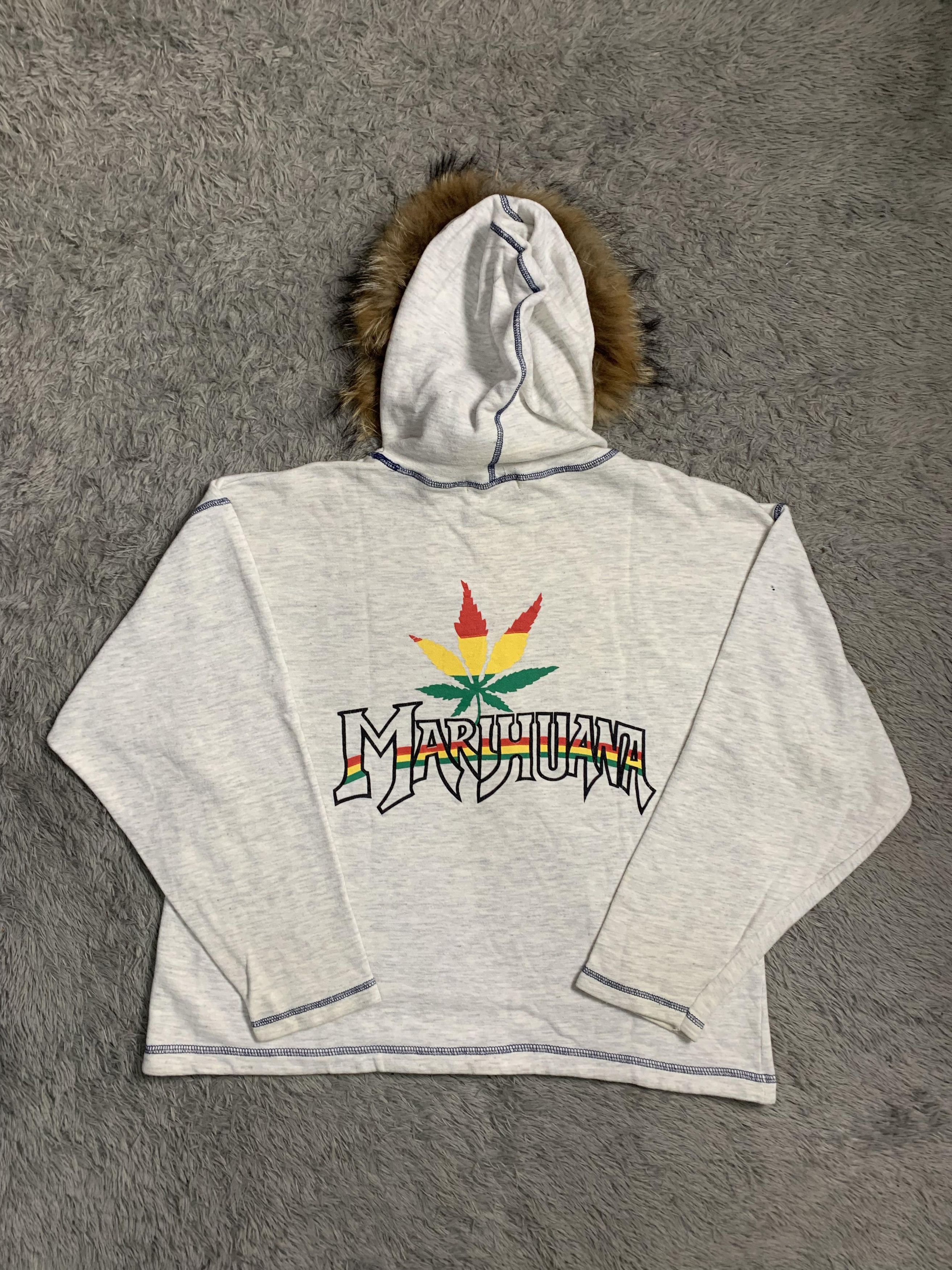 Japanese Brand Japanese Brand Vintage Marijuana Fur Hoodie Size US L / EU 52-54 / 3 - 5 Thumbnail