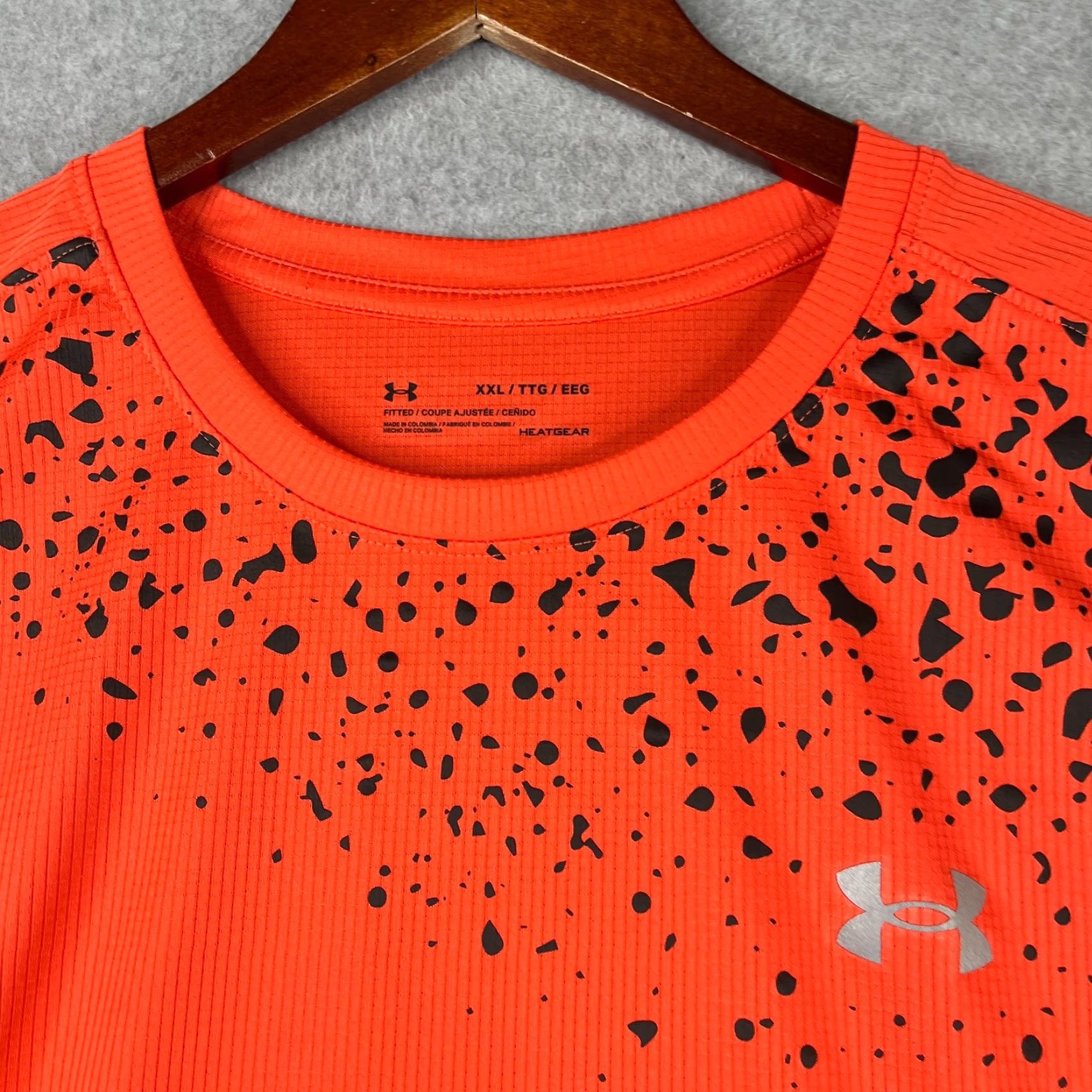 Under Armour VINTAGE not applicable; Under Armour HeatGear Gym Shirt 2XL Orange Black print Stretch Lightweight mens Size US XXL / EU 58 / 5 - 3 Thumbnail