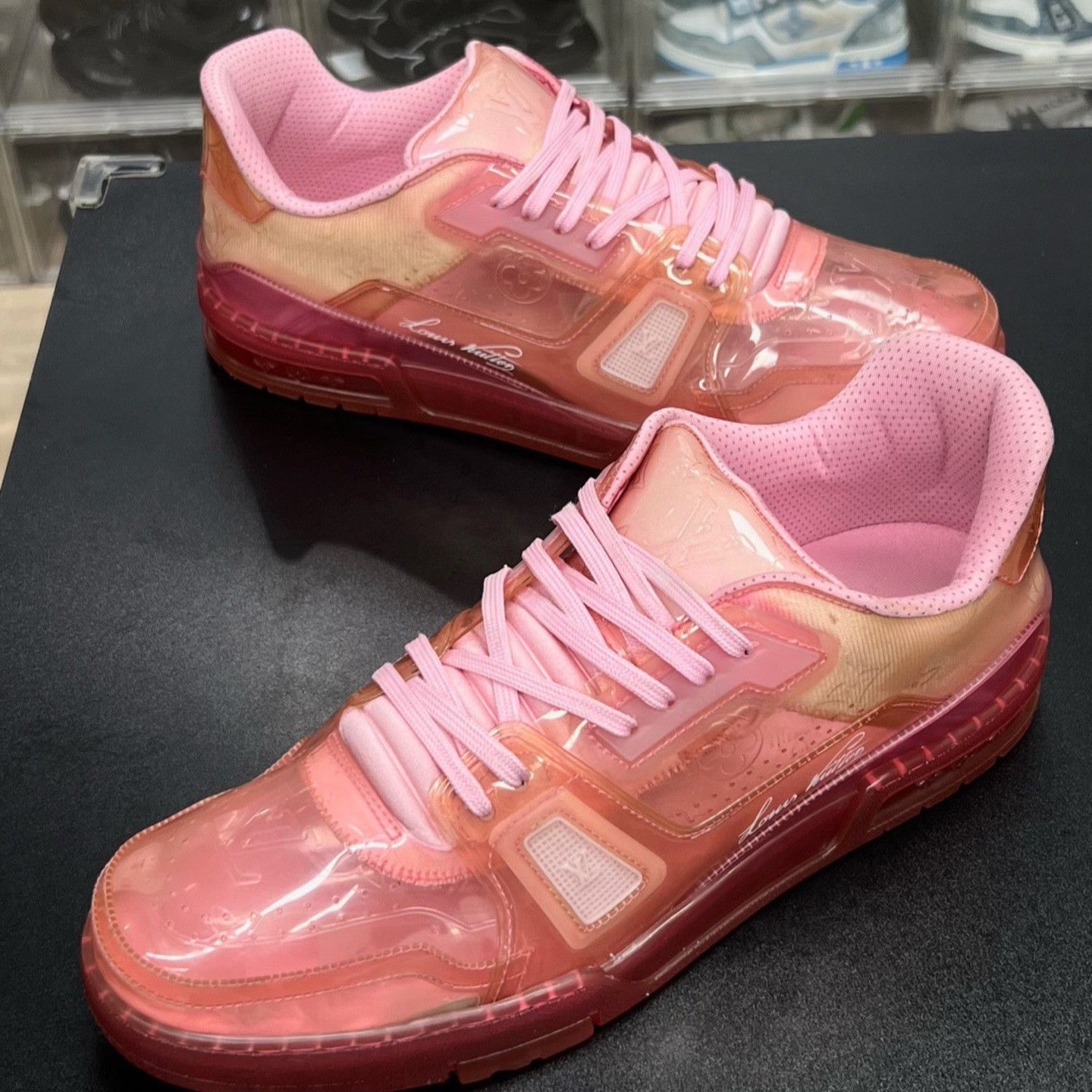 Louis Vuitton Louis Vuitton Pink Designer Casual Size US S / EU 44-46 / 1 - 1 Thumbnail