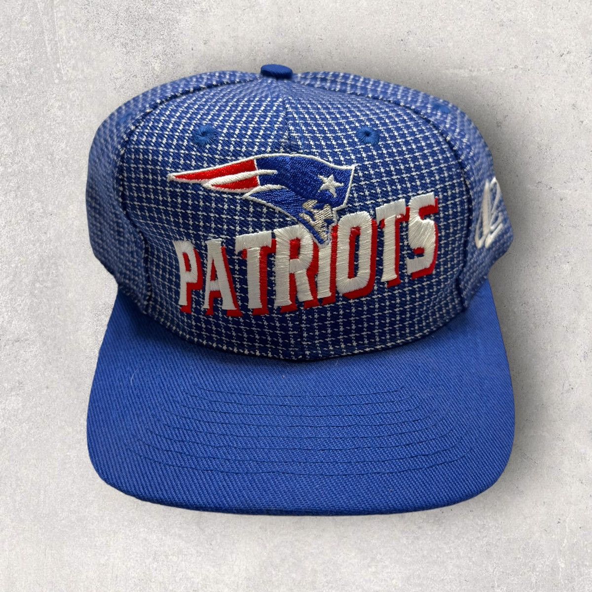 Logo Athletic × NFL × Vintage Vintage New England Patriots hat Size ONE SIZE - 1 Thumbnail