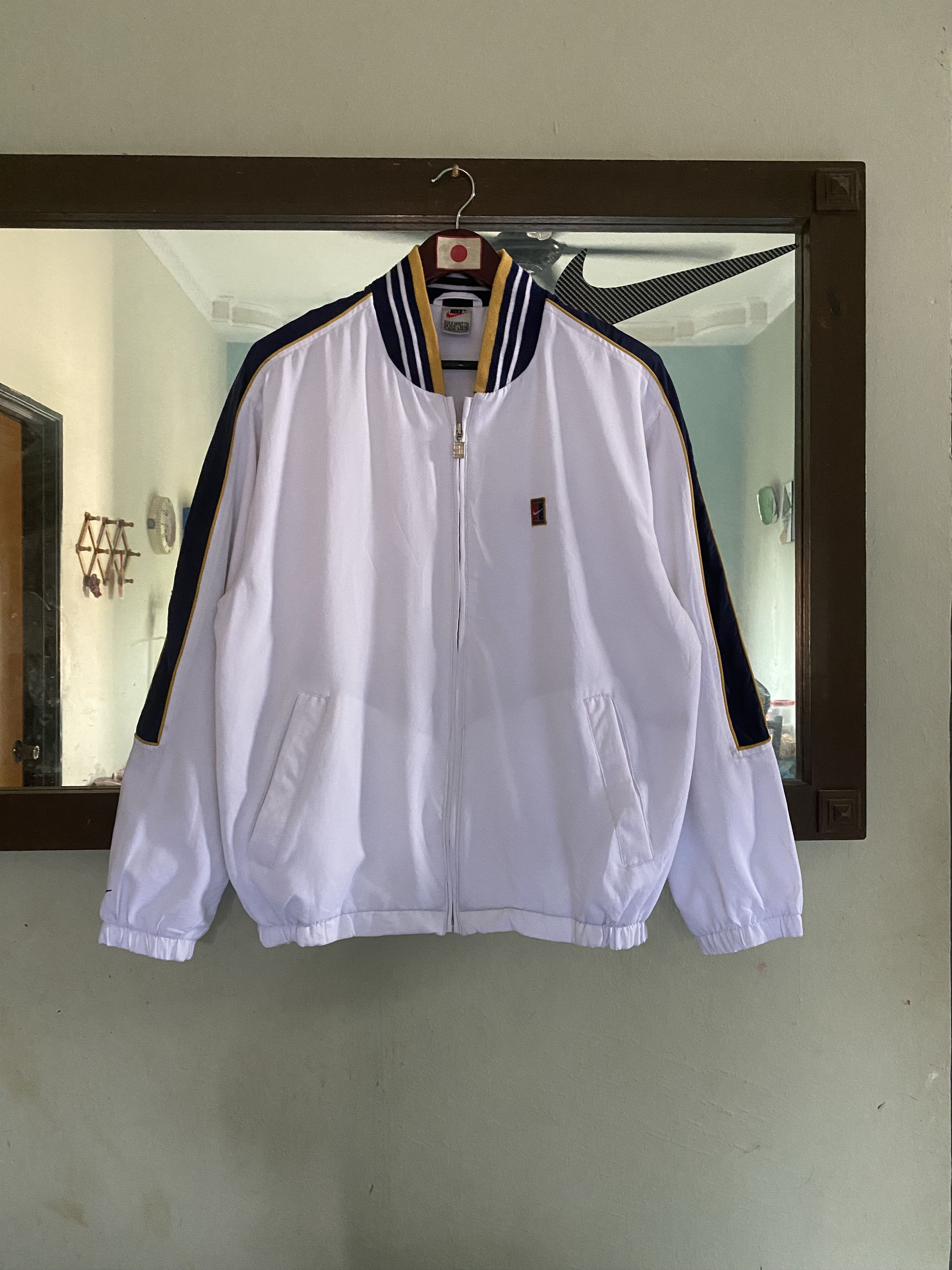 Nike Vintage 90s Nike Court Jacket Size US M / EU 48-50 / 2 - 1 Thumbnail