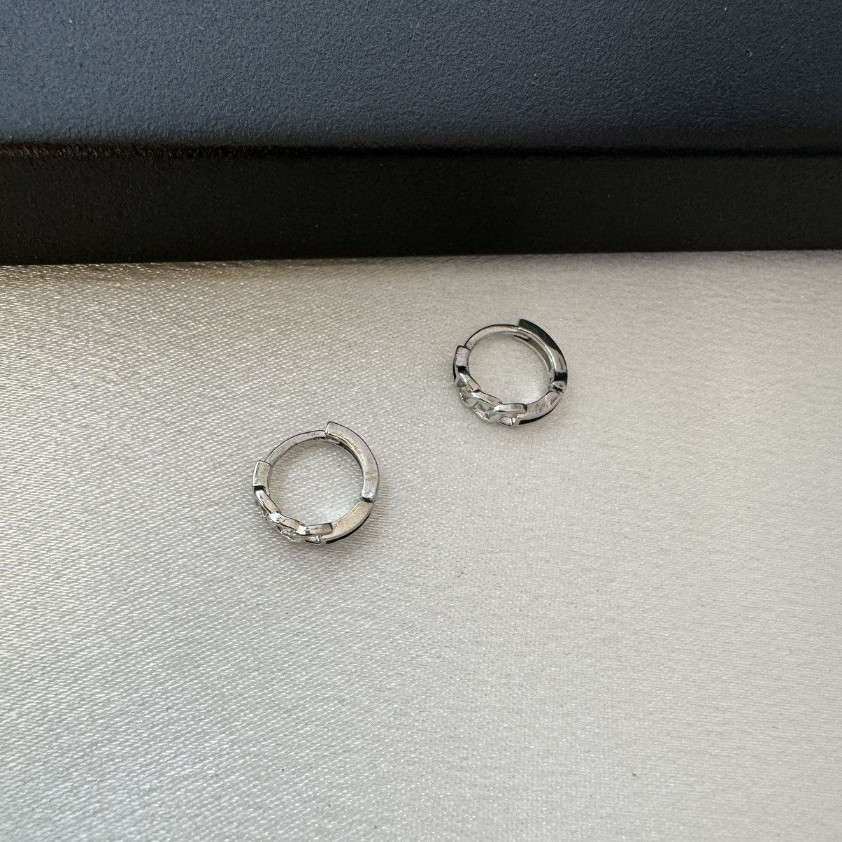Other 10mm Small Silver Hoop Earrings for Men Women Size ONE SIZE - 1 Thumbnail