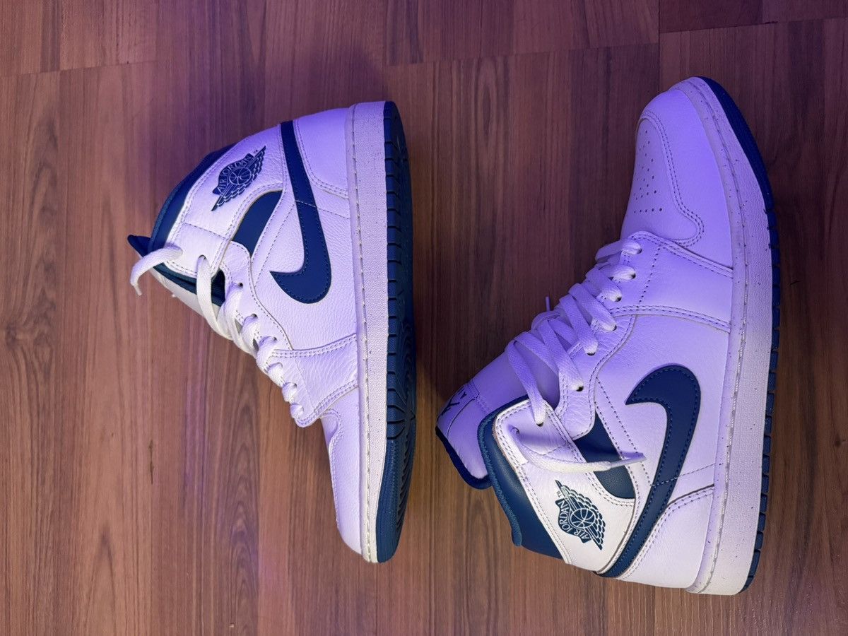 Nike Air Jordan 1 Mid SE Size US 10 / EU 43 - 2 Thumbnail