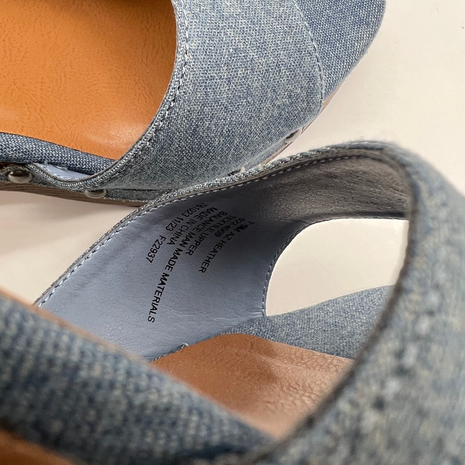 Other Arizona Jean Co Womens Heather Heeled Sandals Size US 7.5 / IT 37.5 - 12 Thumbnail