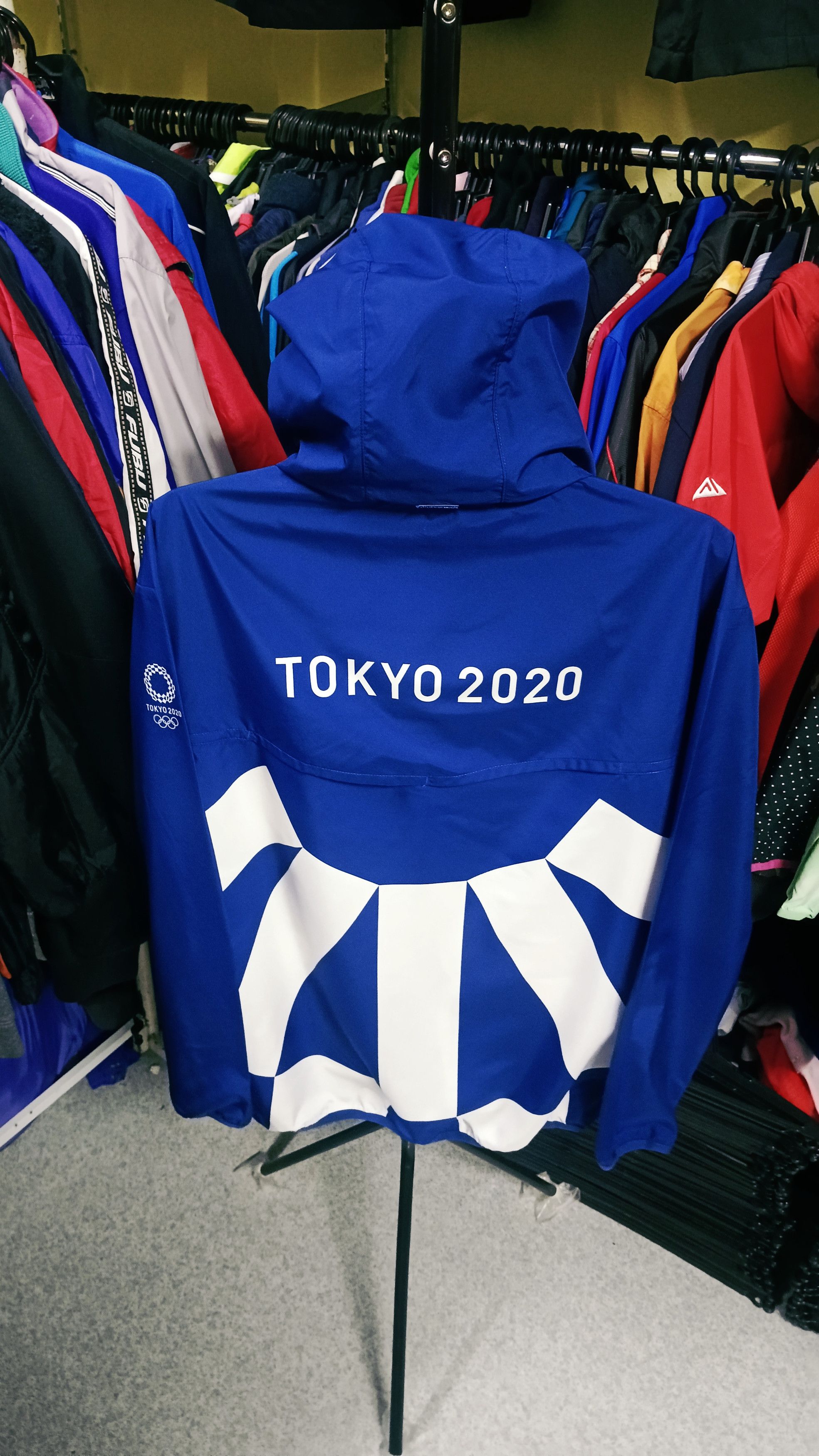 Asics Asics Olympic Tokyo 2020 Packable Windbreaker Jacket Size US M / EU 48-50 / 2 - 4 Thumbnail