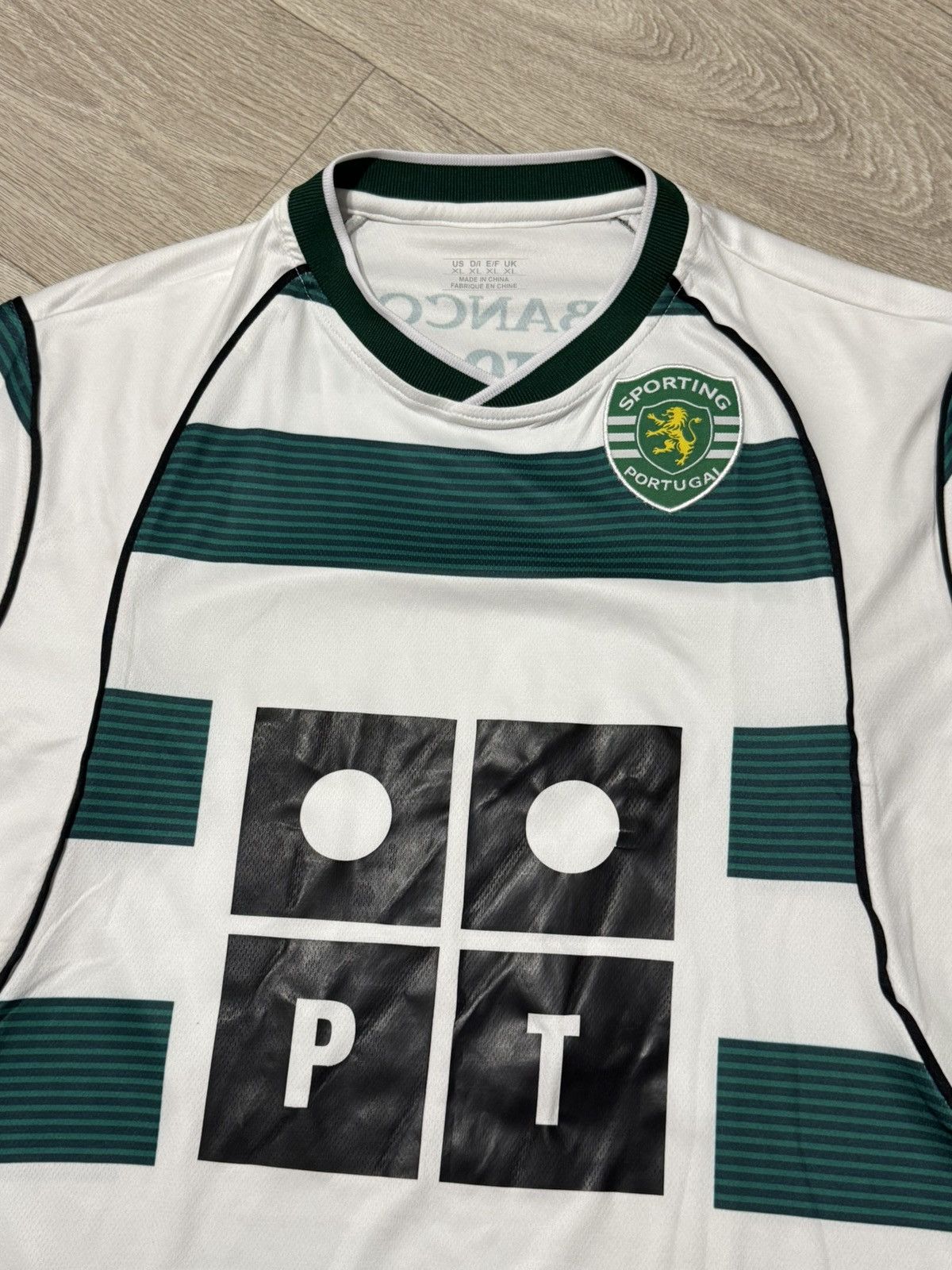 Vintage 🔷Retro Sporting Lisbon Ronaldo #28 2002/03 Soccer jersey🔷 Size US XL / EU 56 / 4 - 2 Thumbnail