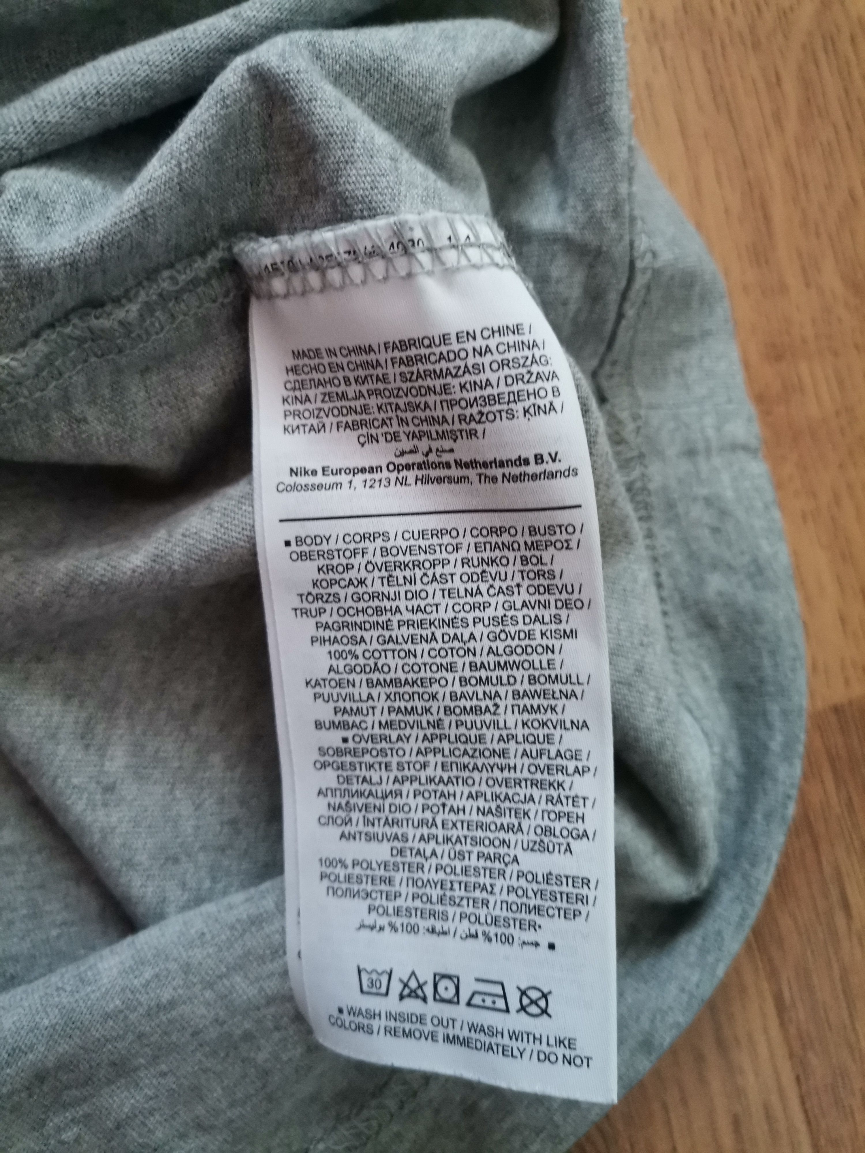 Nike Nike L/S Size US M / EU 48-50 / 2 - 5 Thumbnail