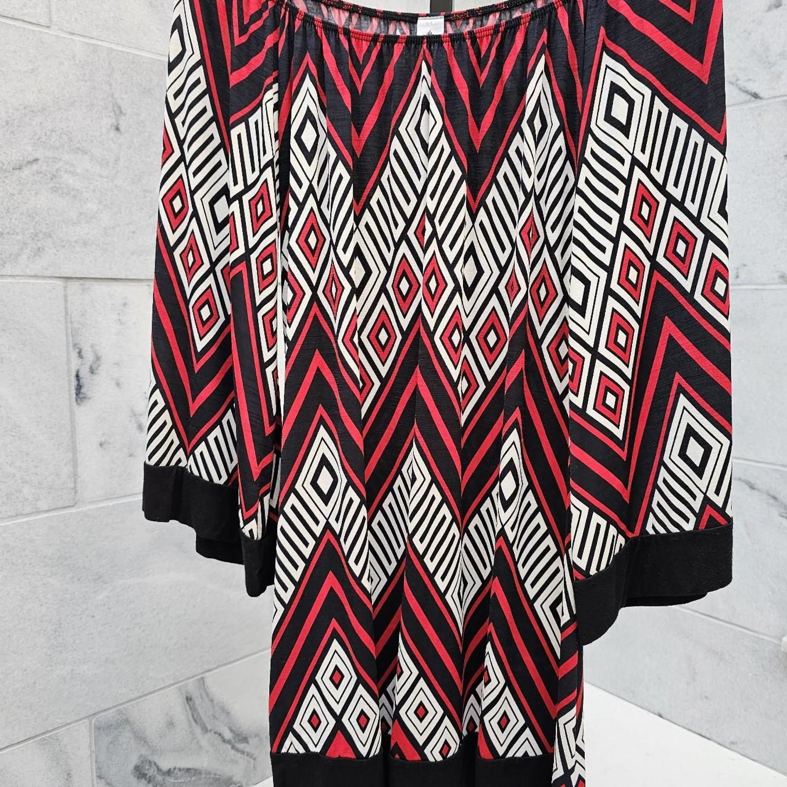 Other Women's Black and Red Dress Size ONE SIZE - 2 Thumbnail