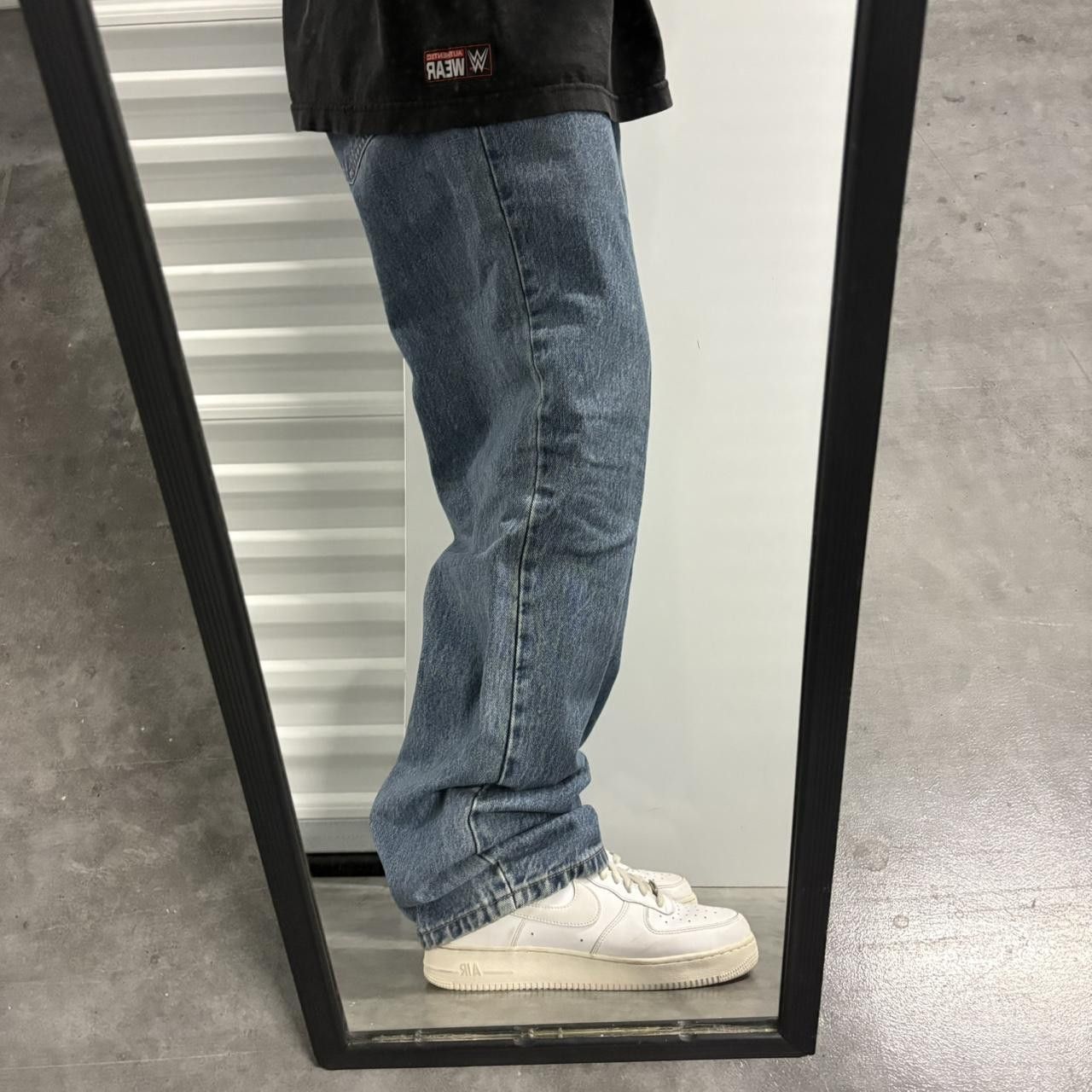 Vintage Crazy Vintage Y2K/2000s Super Baggy Streetwear Izod Medium Blue Wash Denim Jeans! Size US 34 / EU 50 - 2 Thumbnail