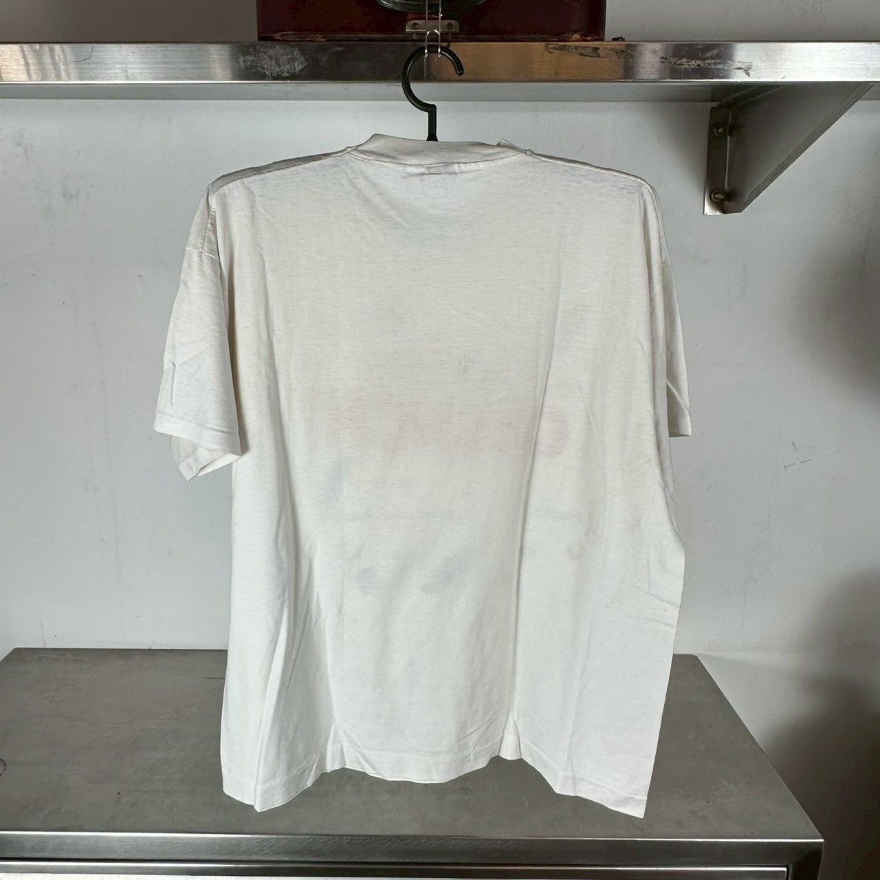 Vintage Vintage 90s Nestle Buncha Crunch Chocolate Promo T-shirt Size US XL / EU 56 / 4 - 3 Thumbnail