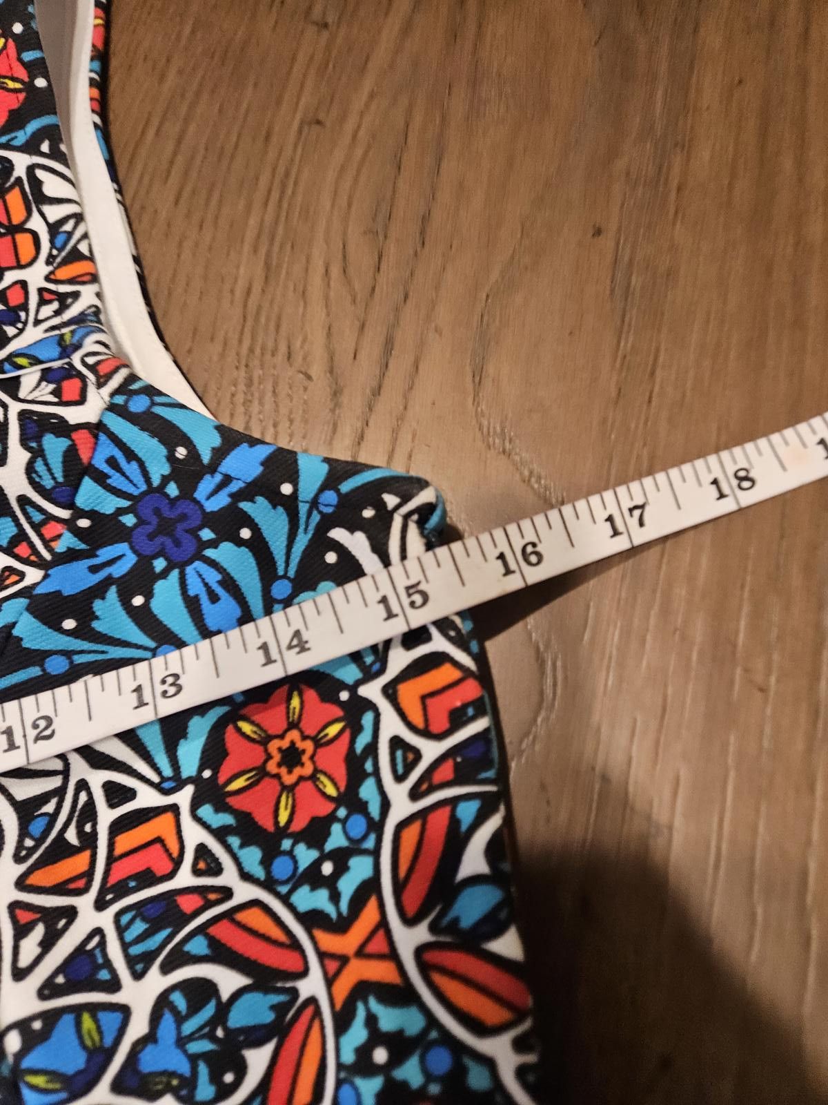 Forever 21 Forever 21 Colorful Printed Bodycon Dress with Cut-Out #554 Size S / US 4 / IT 40 - 4 Thumbnail