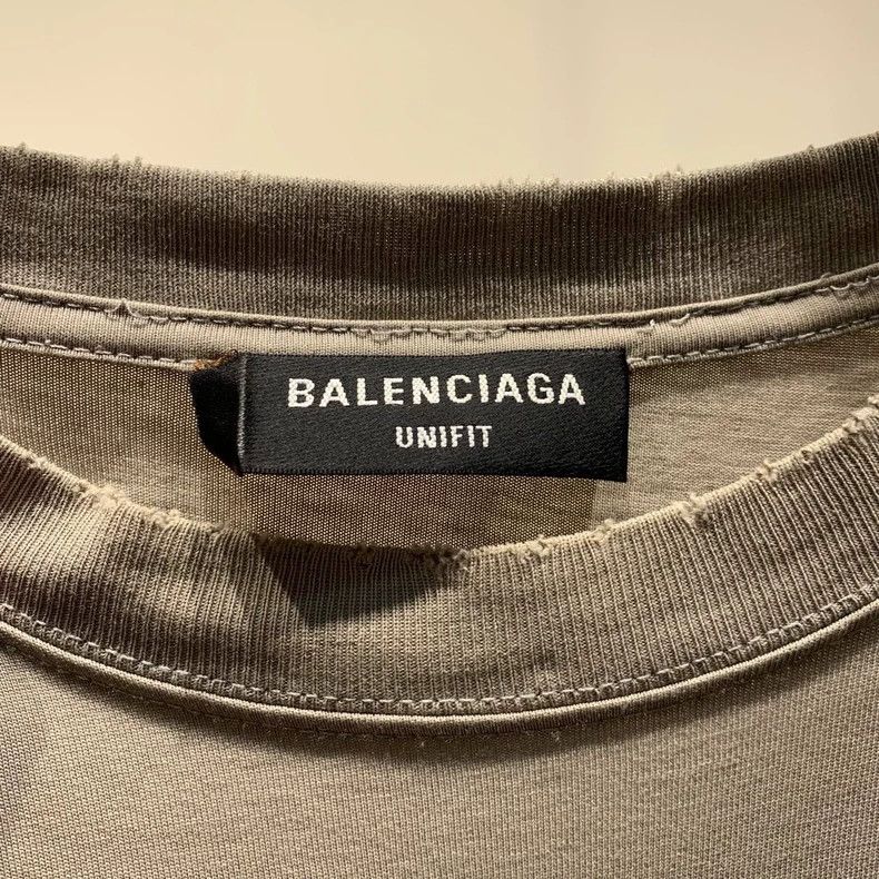 Balenciaga Balenciaga Mosaic Blurred Logo Ripped Distressed Short-Sle Size US XXS / EU 40 - 3 Thumbnail