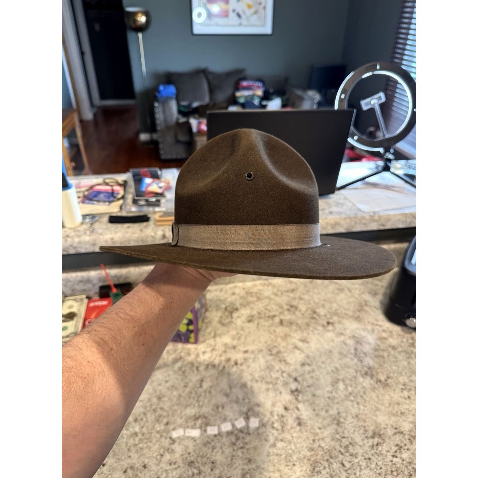 FELT VINTAGE Stratton USA Campaign Hat Wool Felt 7 Men Brown Wide Brim Self Forming Drill Sergeant Instructor Size ONE SIZE - 5 Thumbnail