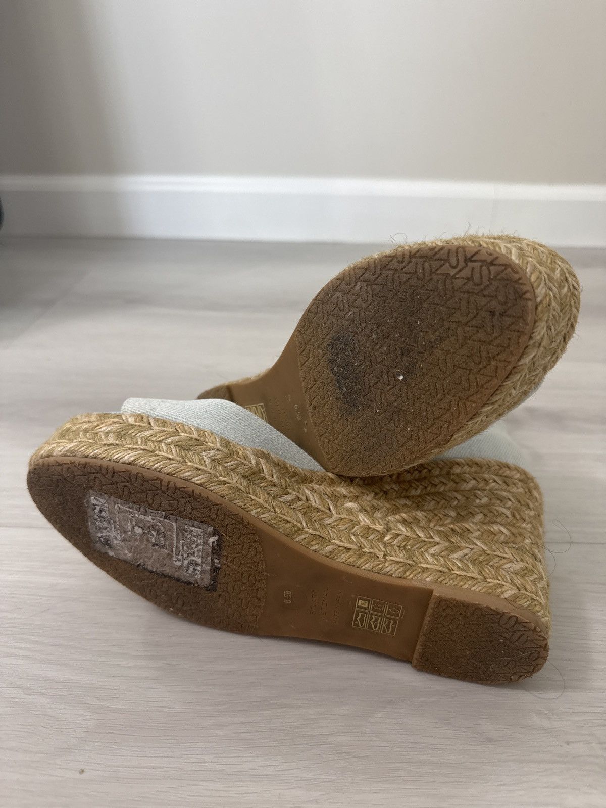 Stuart Weitzman Nudista Denim Ankle-Strap Wedge Espadrilles US 6.5 Size US 7 / IT 37 - 6 Thumbnail
