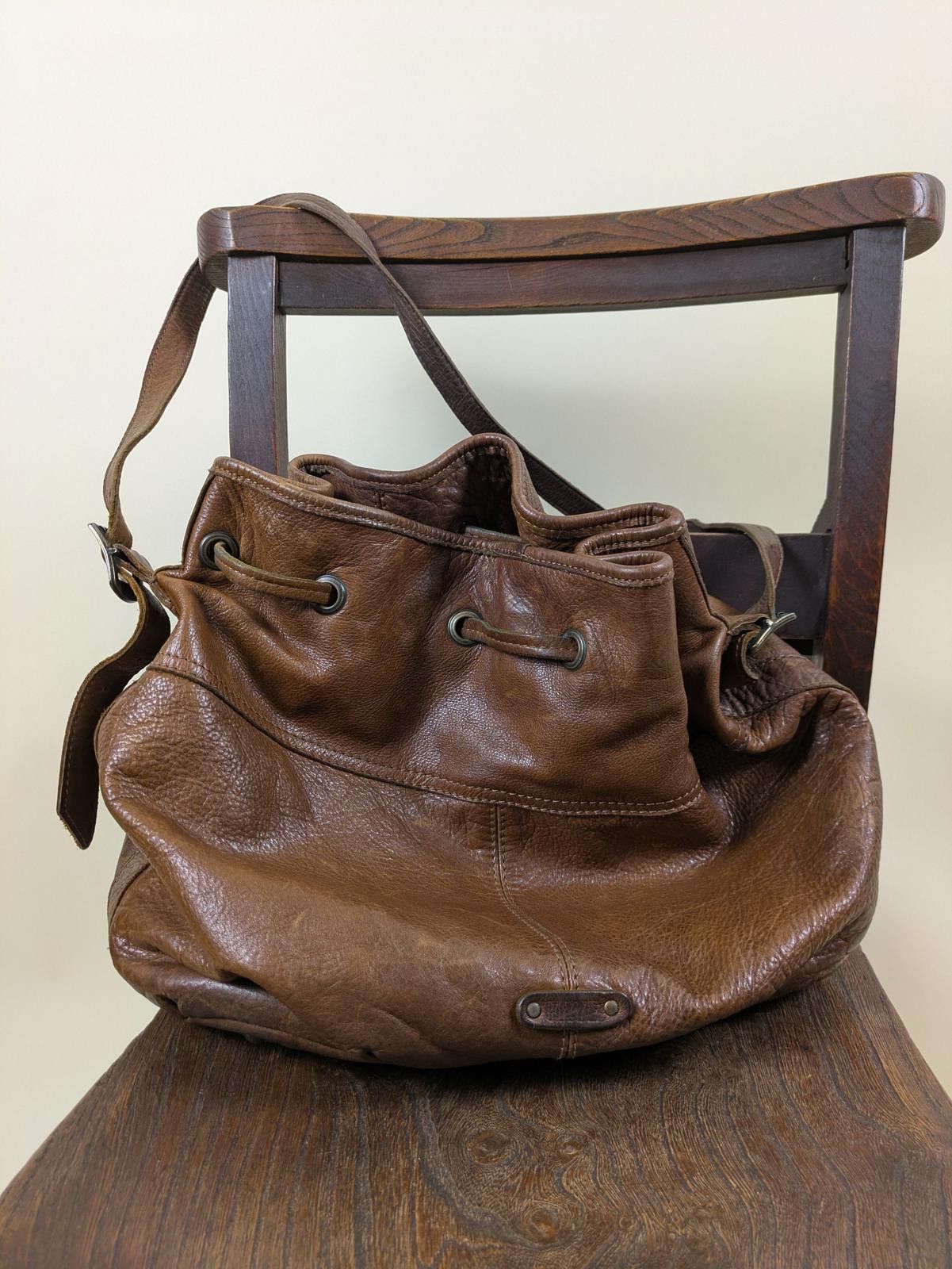 Frye Frye Brooke studded drawstring bucket bag Size ONE SIZE - 3 Thumbnail