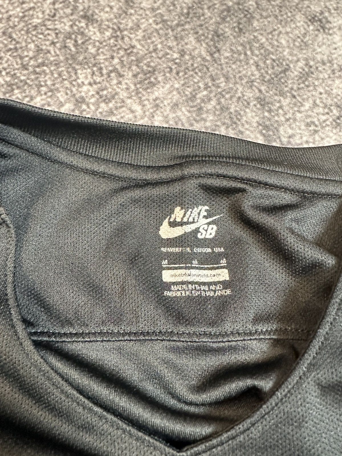 Nike Vintage Nike SB 10 Jersey Streetwear Style Rare VTg M Casual Size US M / EU 48-50 / 2 - 4 Thumbnail