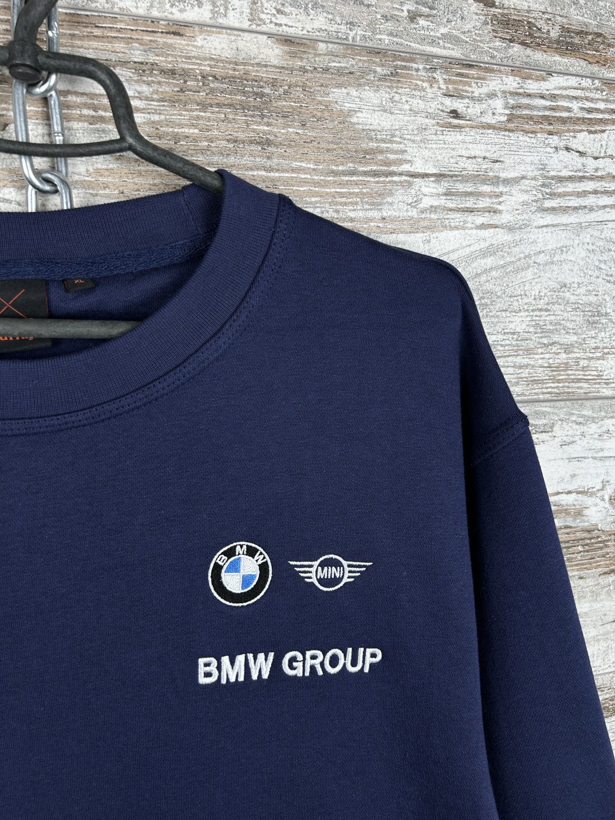 BMW × Vintage Mens Vintage BMW group Sweatshirt racing navy size XL y2k Size US XL / EU 56 / 4 - 4 Thumbnail