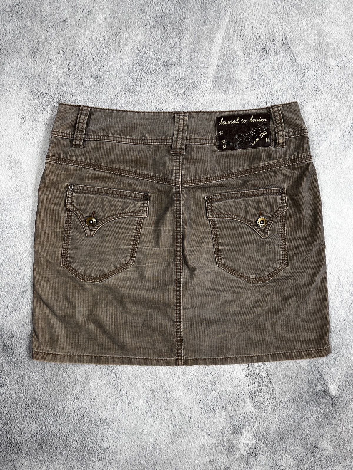 Vintage Vintage Y2K Japanese corduroy style mini skirt streetwear Size 27" / US 4 / IT 40 - 4 Thumbnail