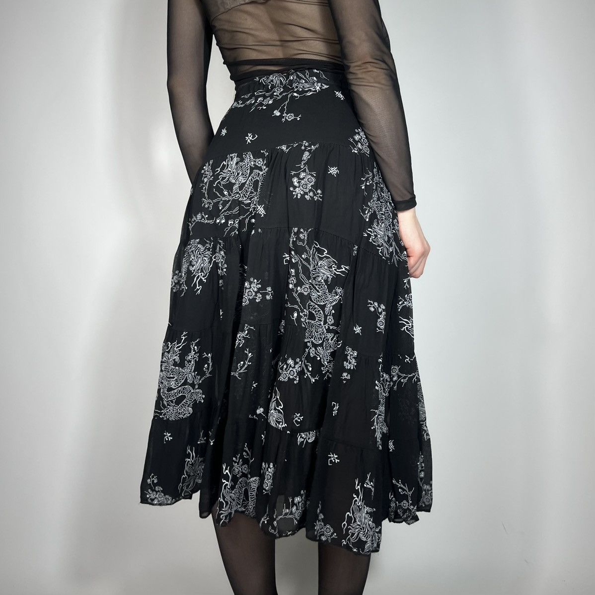 Japanese Brand Vintage Y2K Japanese Dragon Monogram Flared Midi Skirt Size 28" / US 6 / IT 42 - 2 Thumbnail