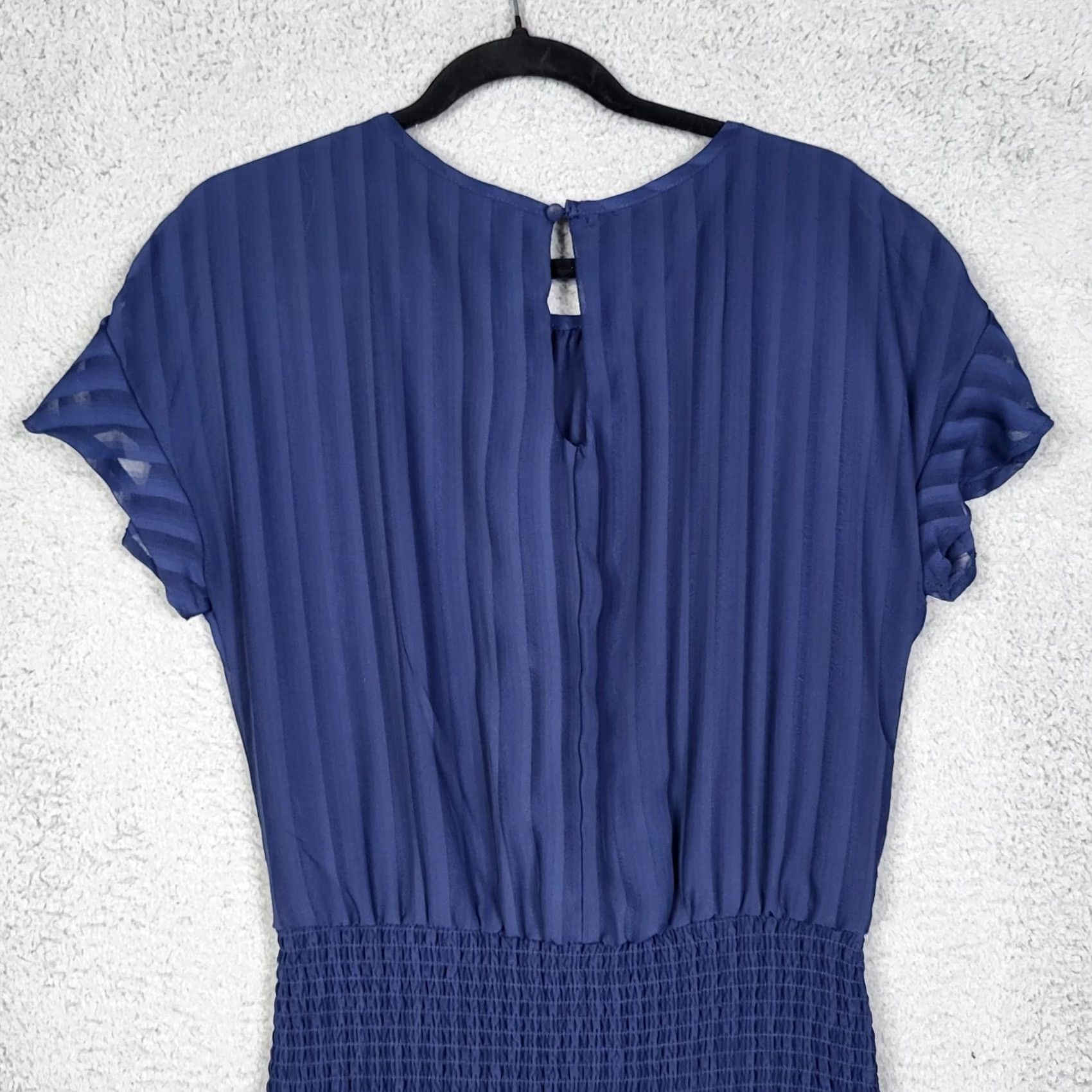 AQUA AQUA Dress Women's Key hole Ruffle Sleeve Smocked Cocktail Party Size M Blue Above the knee Short Sleeve Crew Neck A-Line Pattern: Solid Size M / US 6-8 / IT 42-44 - 6 Thumbnail
