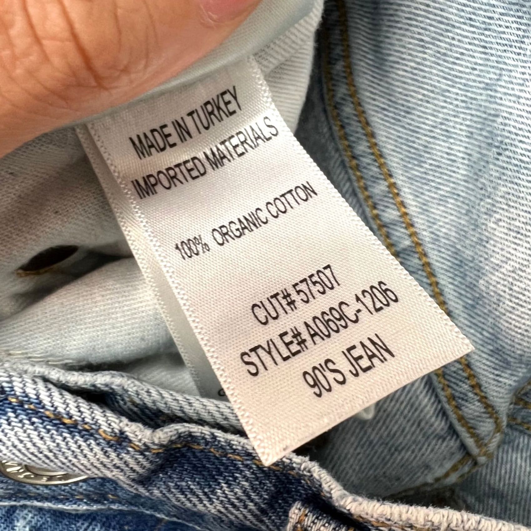 Agolde AGOLDE 90s High-Rise Distressed Light Wash Jeans Organic Cotton Womens Size 26 5-Pocket Blue Pants Straight Vintage: No Women Mens" Size 26" / US 2 / IT 38 - 5 Thumbnail