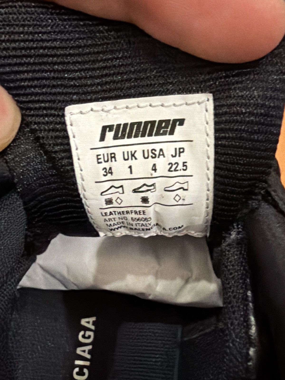 Balenciaga Size 34EU/4W - Balenciaga Runner Sneakers NEW Size US 4 / IT 34 - 11 Thumbnail