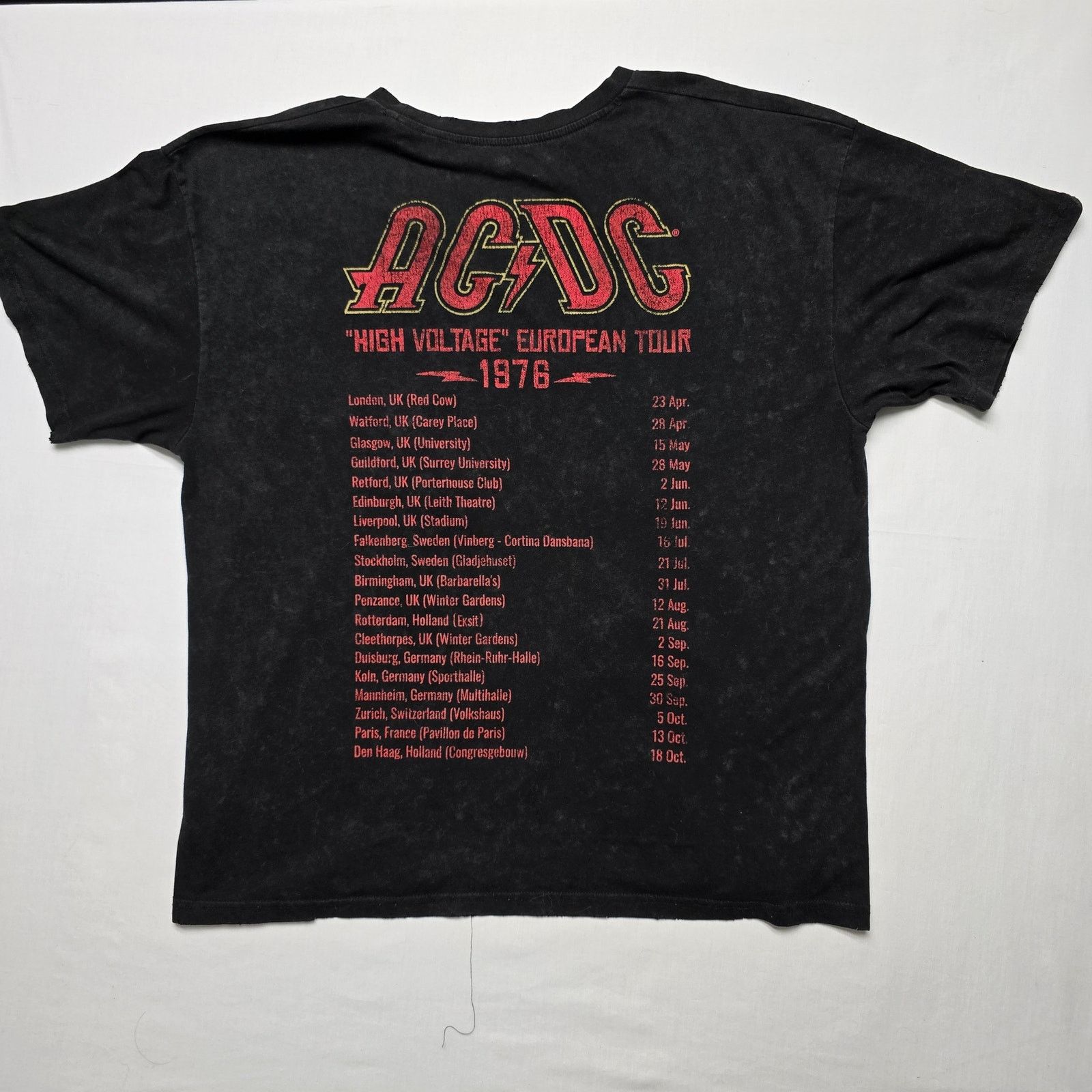 Other ACDC High Voltage Shirt L Oversized Rock Band Music Tee Size US L / EU 52-54 / 3 - 8 Thumbnail