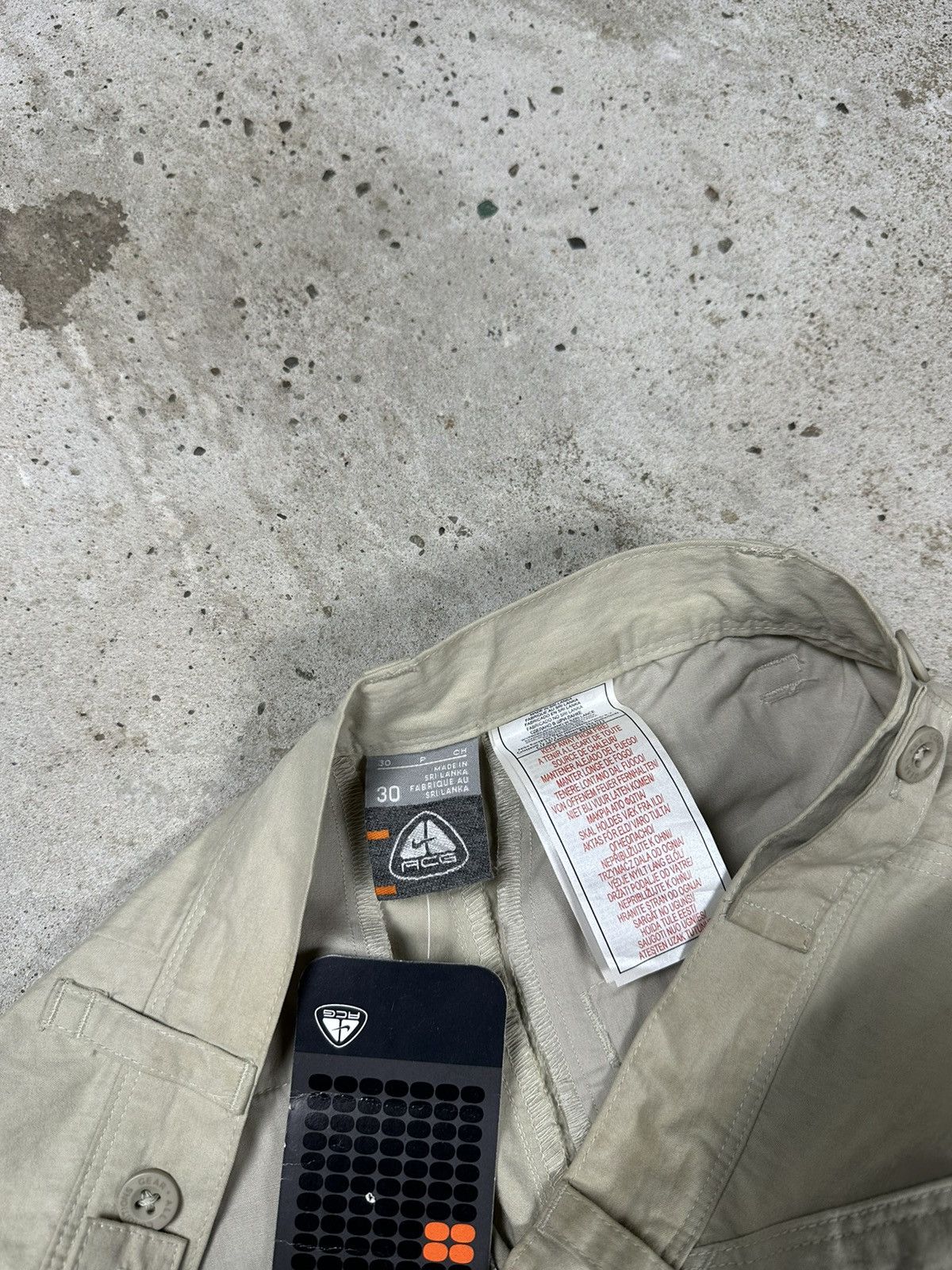 Nike ACG DS Vintage y2k Nike ACG Beige Double Knee Pants Outdoor Size US 30 / EU 46 - 10 Thumbnail