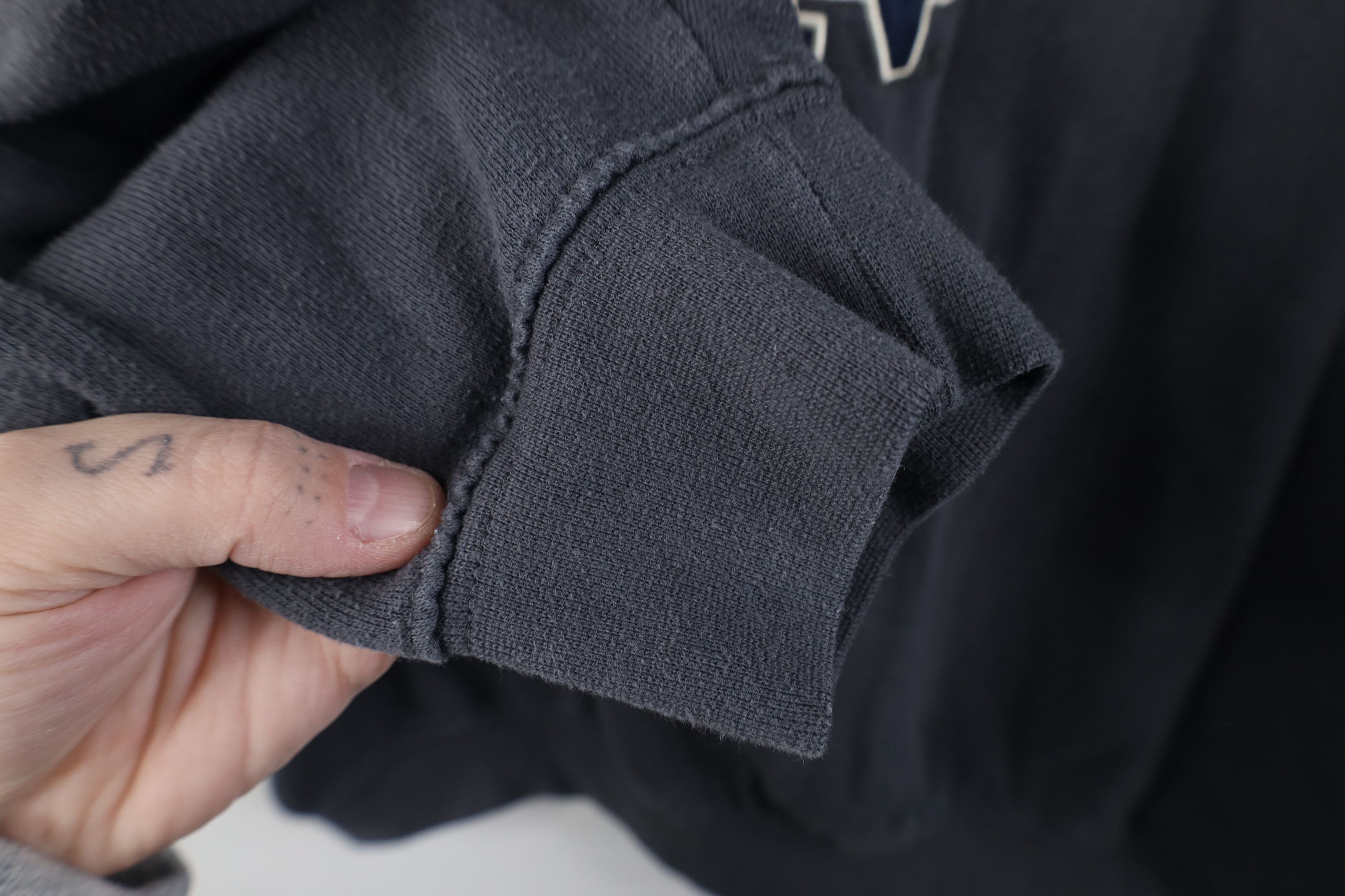 Vintage Vintage Notre Dame University Crewneck Sweatshirt Gray Size US XL / EU 56 / 4 - 8 Thumbnail