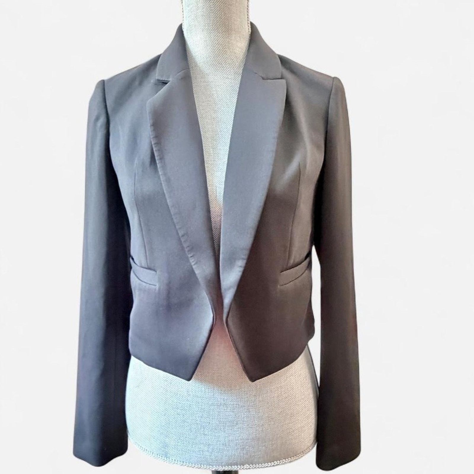 Express semi-cropped Fitted Suit Blazer Jacket open no button Size XS / US 0-2 / IT 36-38 - 1 Thumbnail