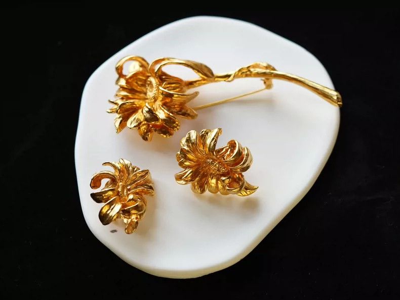 Kenzo KENZO Dark gold brooch ear clip set Size ONE SIZE - 2 Thumbnail