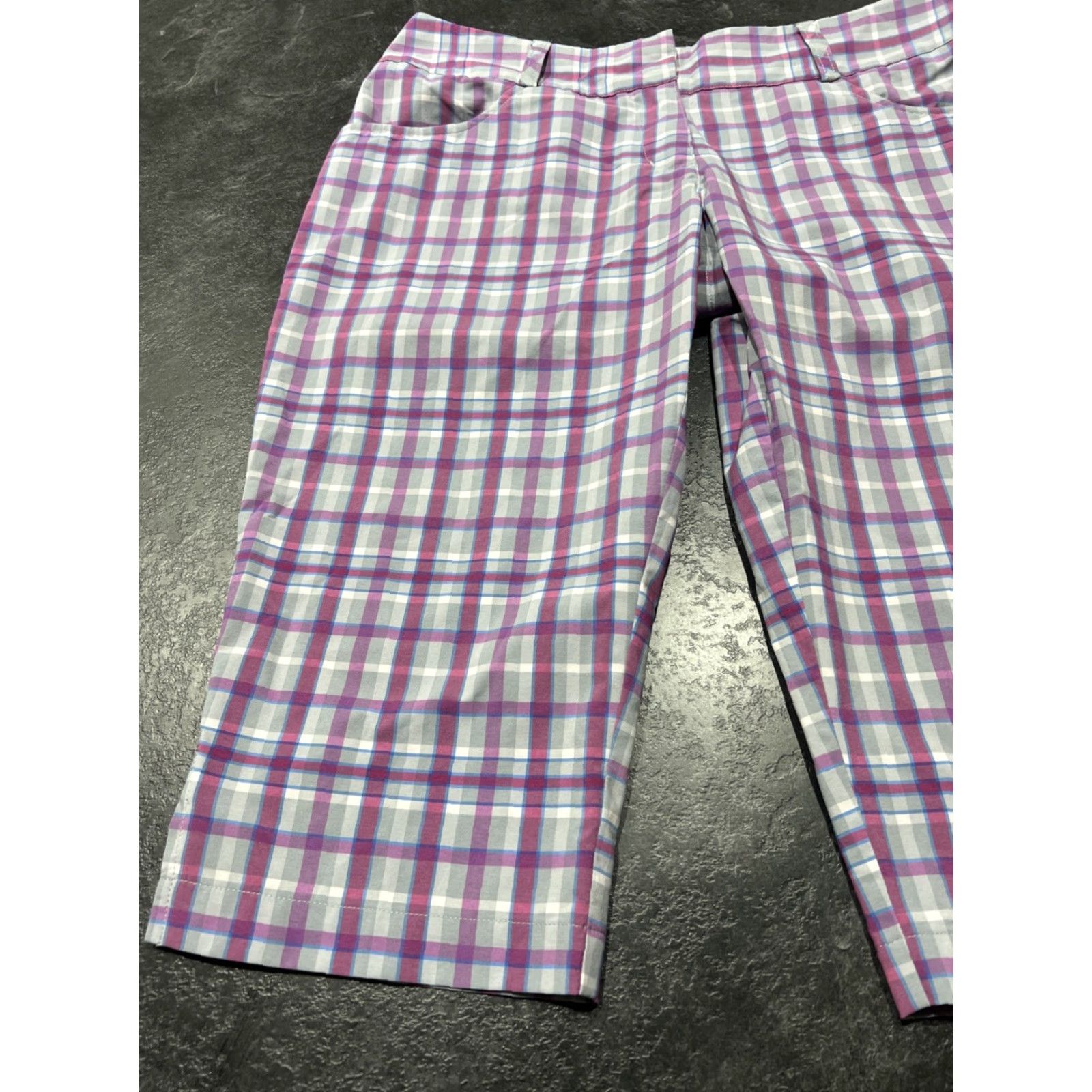 Adidas Adidas Womens Golf Shorts 6 Pink Purple Gray Plaid Climalite Casual Athletic Spring Summer Size 28" / US 6 / IT 42 - 3 Thumbnail