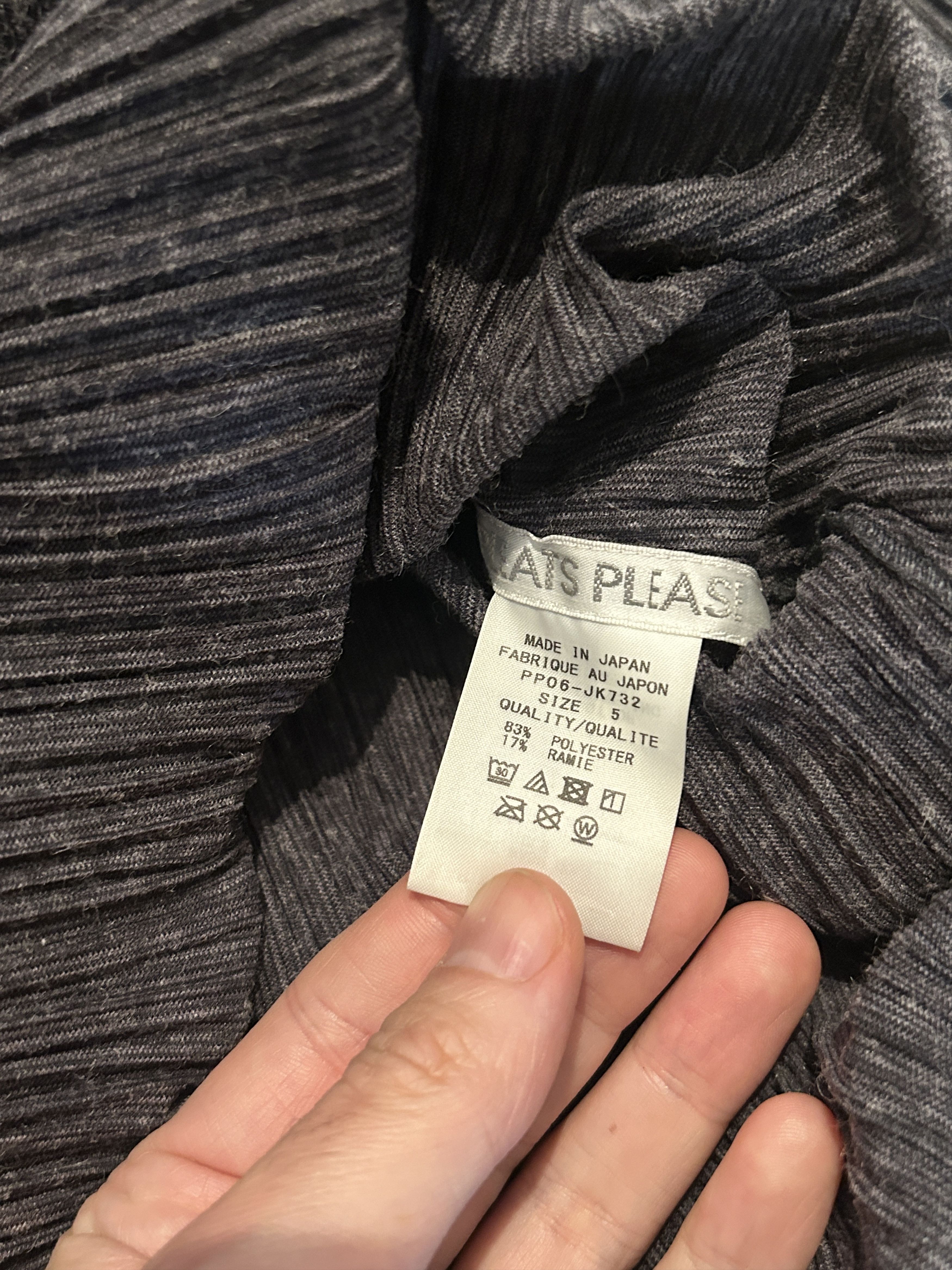 Pleats Please Issey Miyake Issey Miyake Pleats Please Grey Top Size US M / EU 48-50 / 2 - 3 Thumbnail