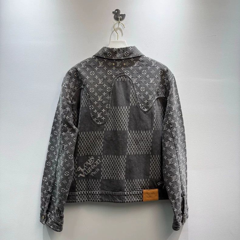 Louis Vuitton Louis Vuitton XNigo Co-branded Patchwork Logo Denim Jacket Size US L / EU 52-54 / 3 - 2 Thumbnail